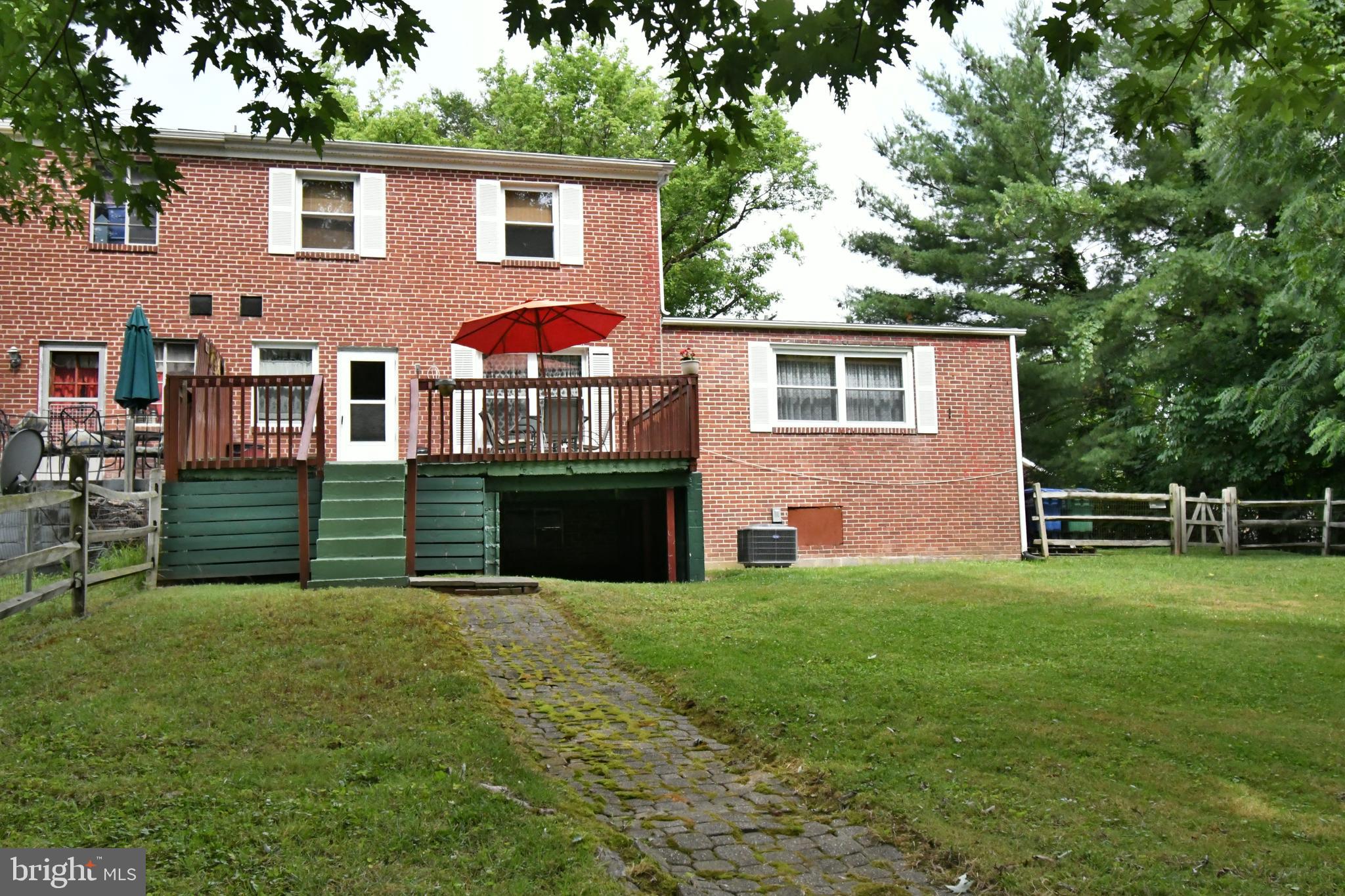 ABERDEEN HILLS - Residential