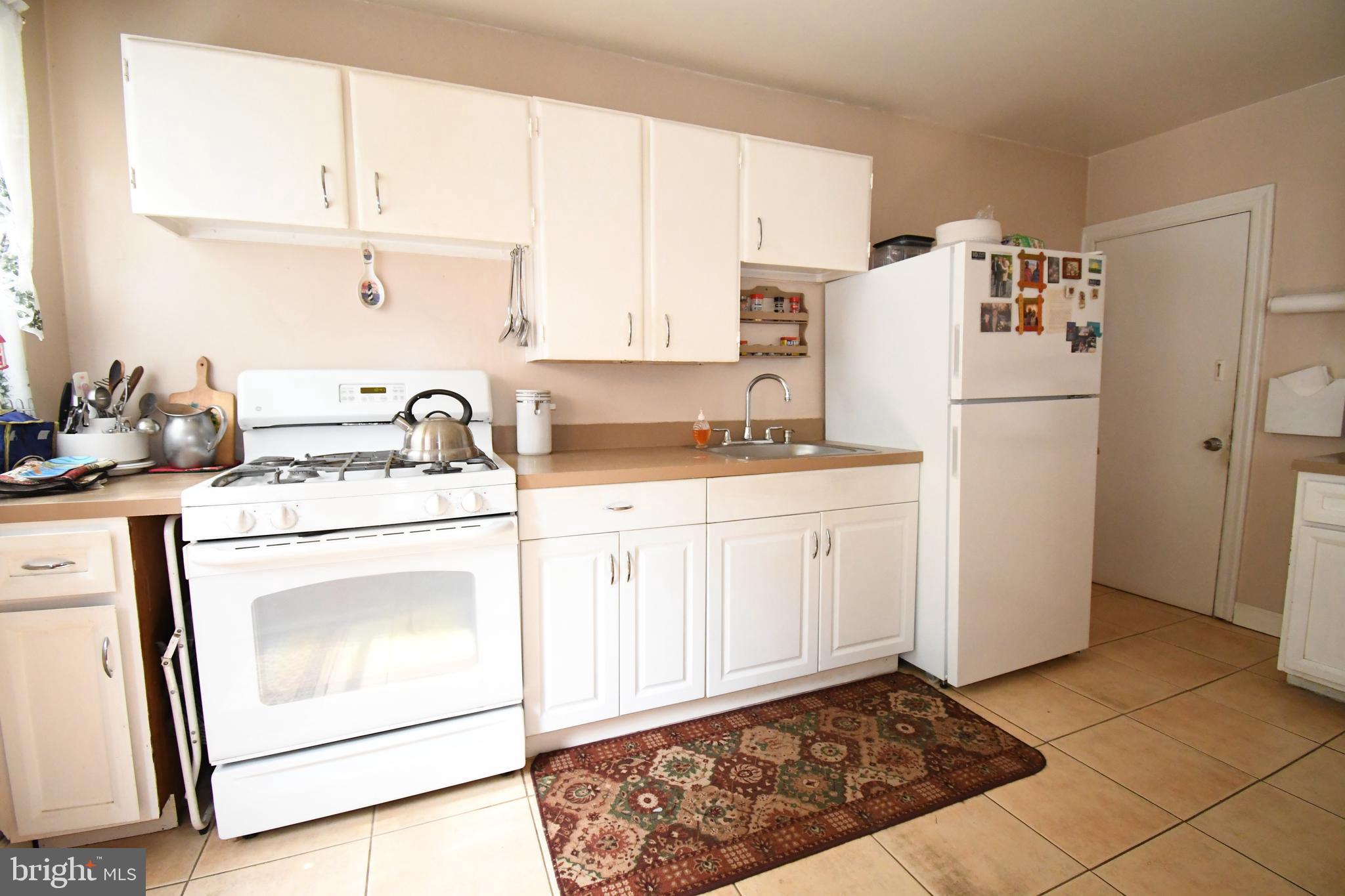 ABERDEEN HILLS - Residential