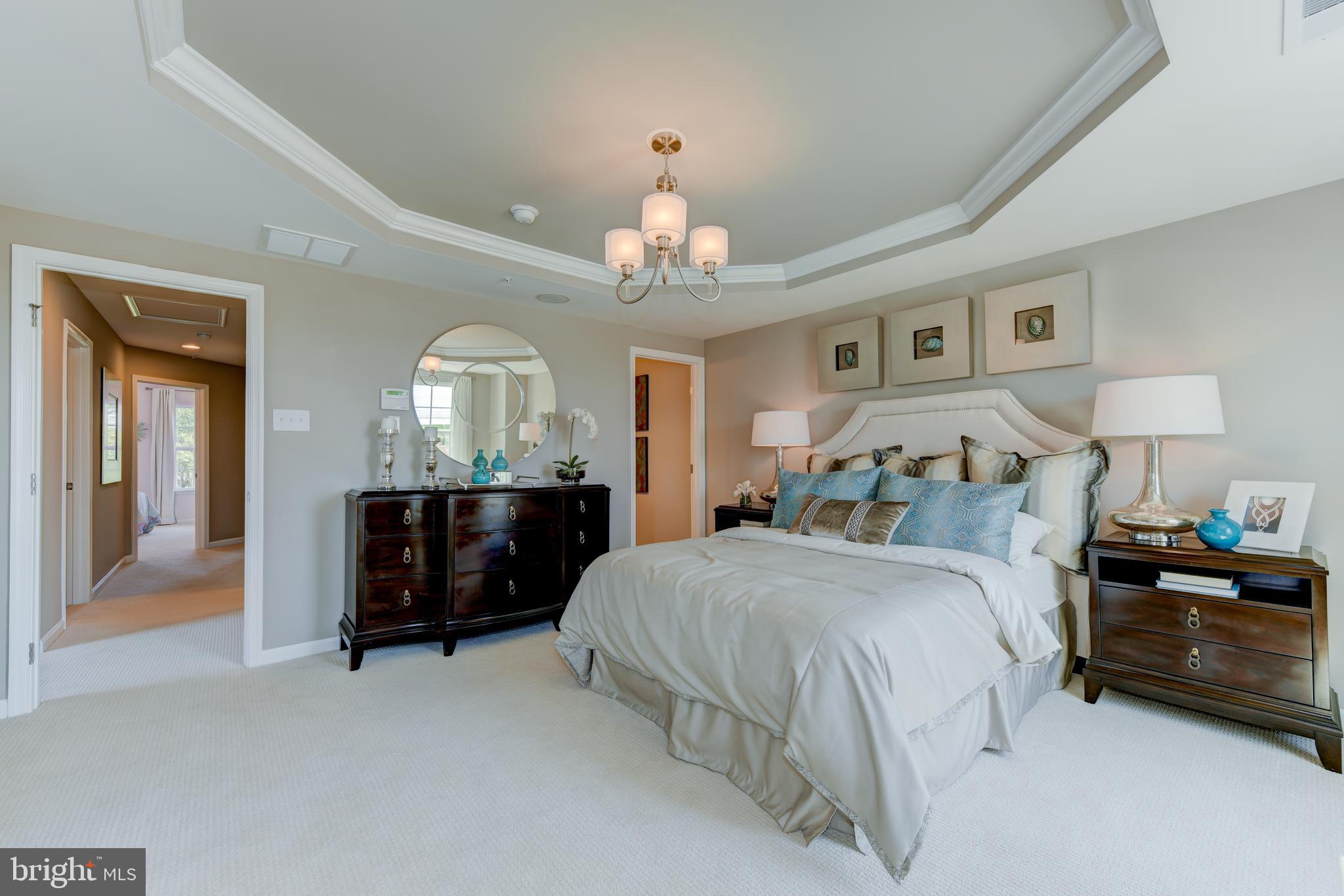 DOWNINGTOWN WALK - Residential