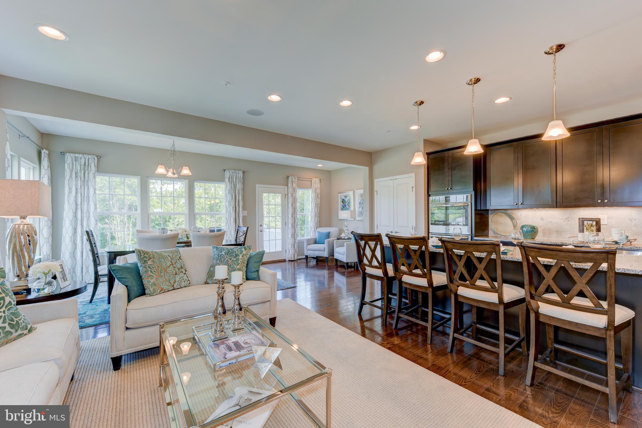 DOWNINGTOWN WALK - Residential