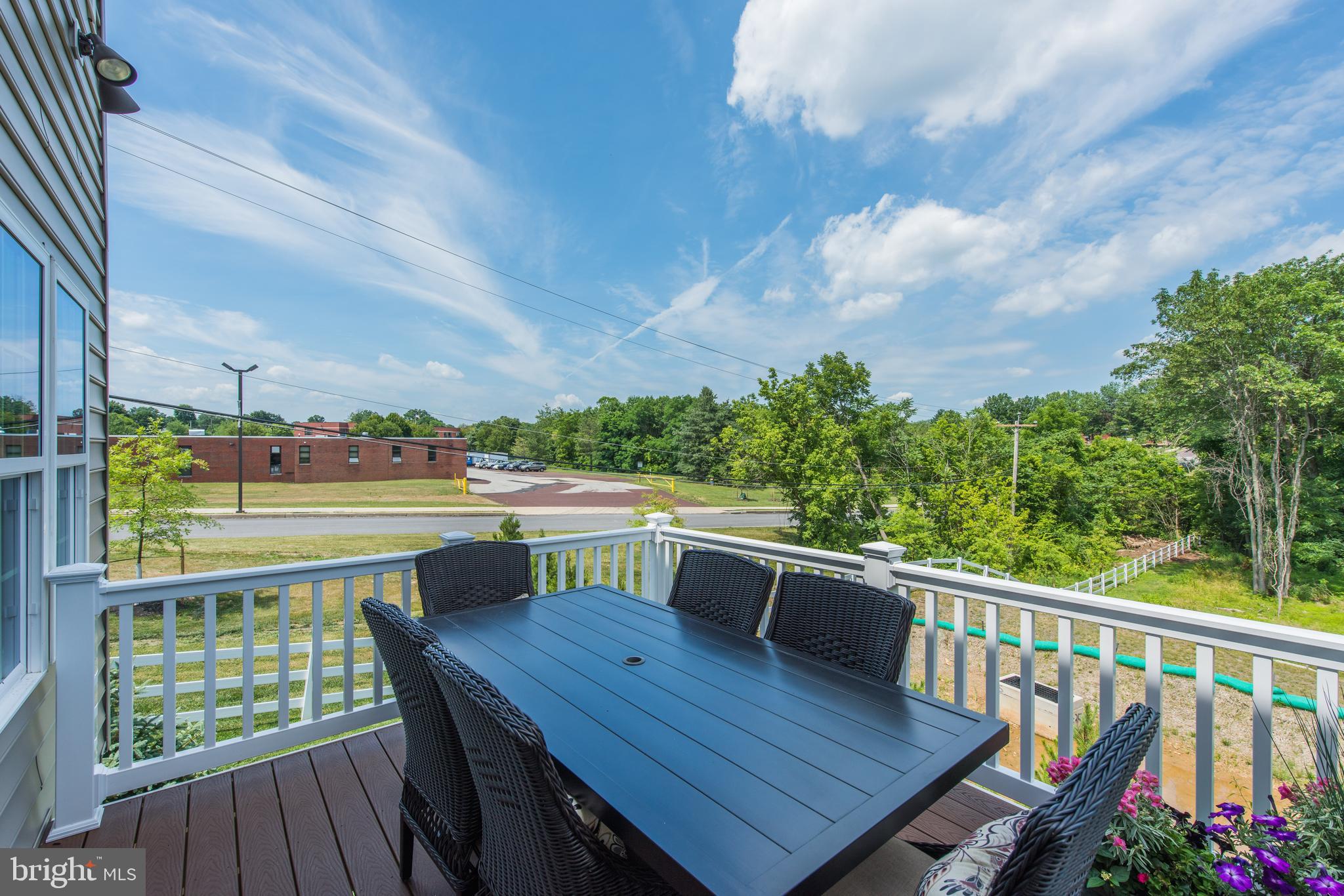 DOWNINGTOWN WALK - Residential