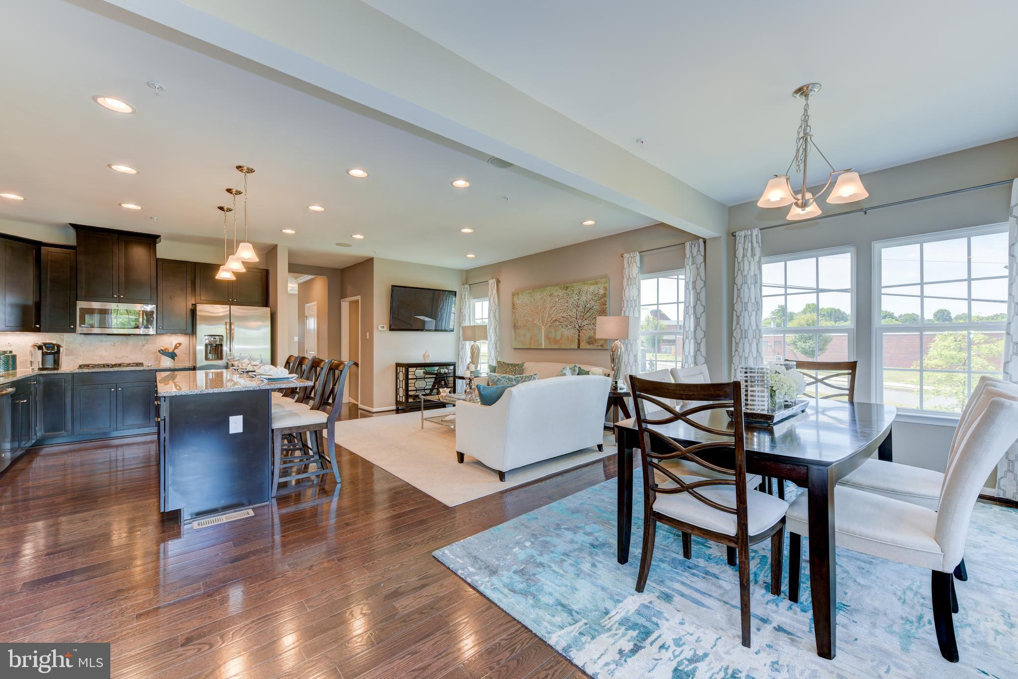 DOWNINGTOWN WALK - Residential