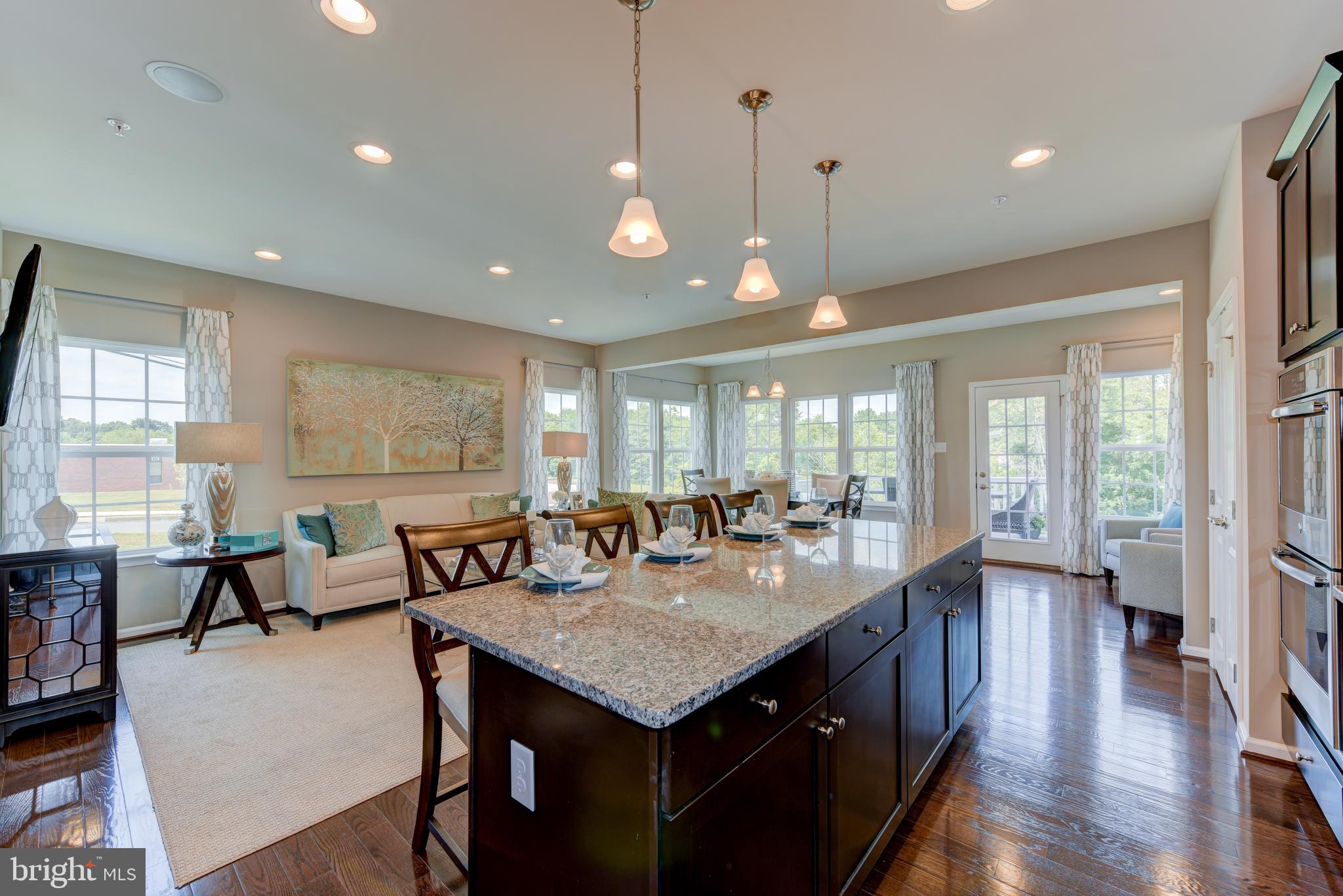 DOWNINGTOWN WALK - Residential