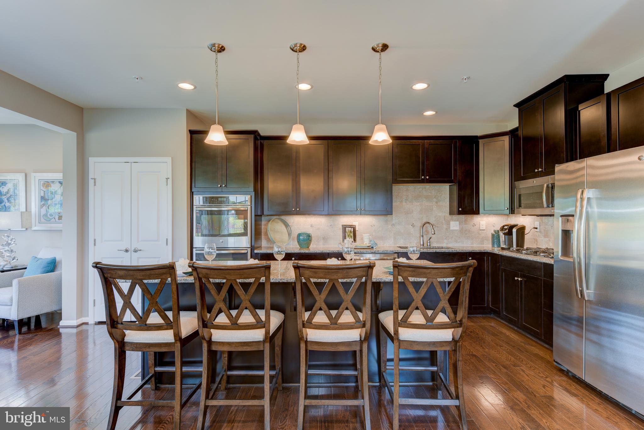 DOWNINGTOWN WALK - Residential