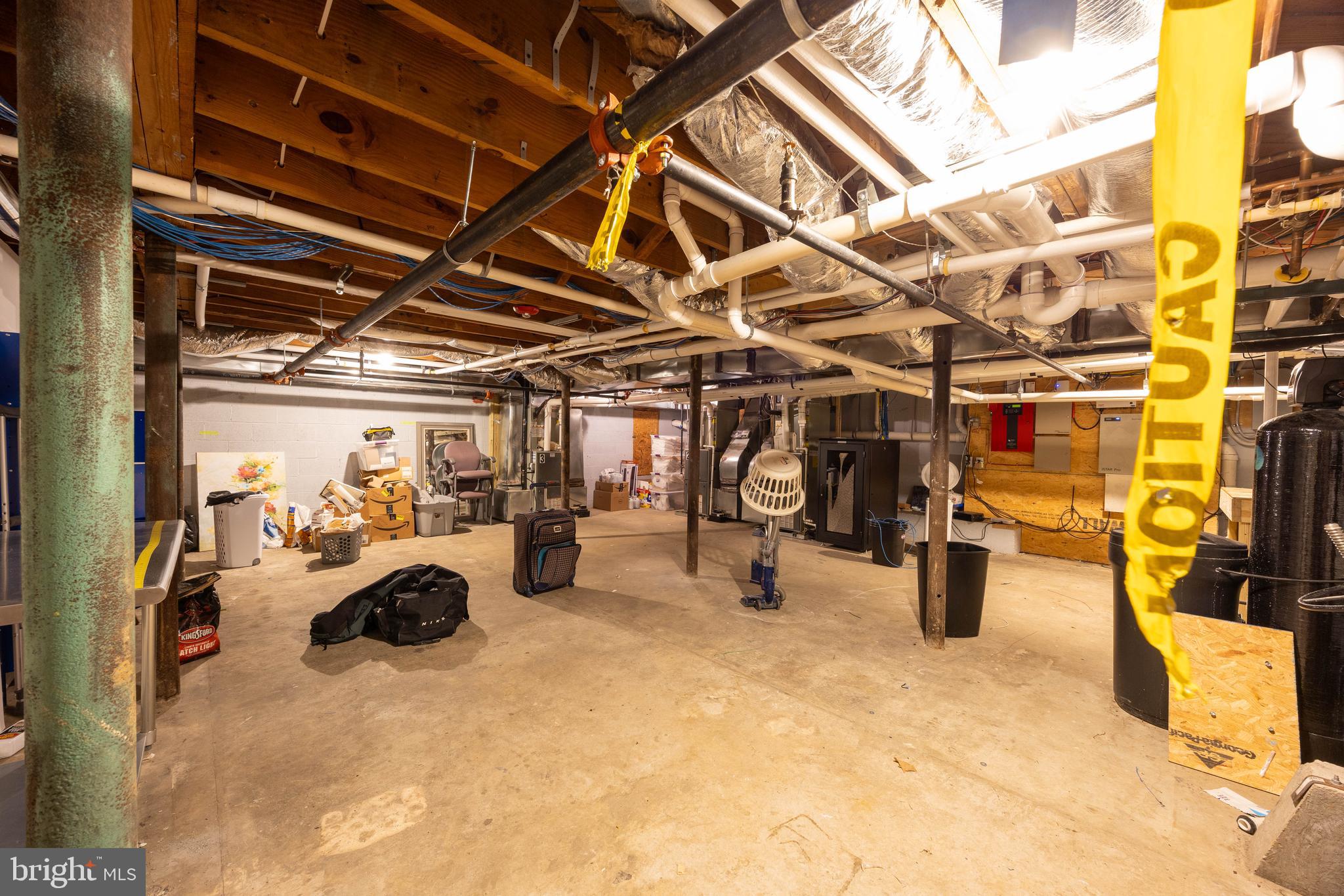 NORBOURNE - Commercial Sale