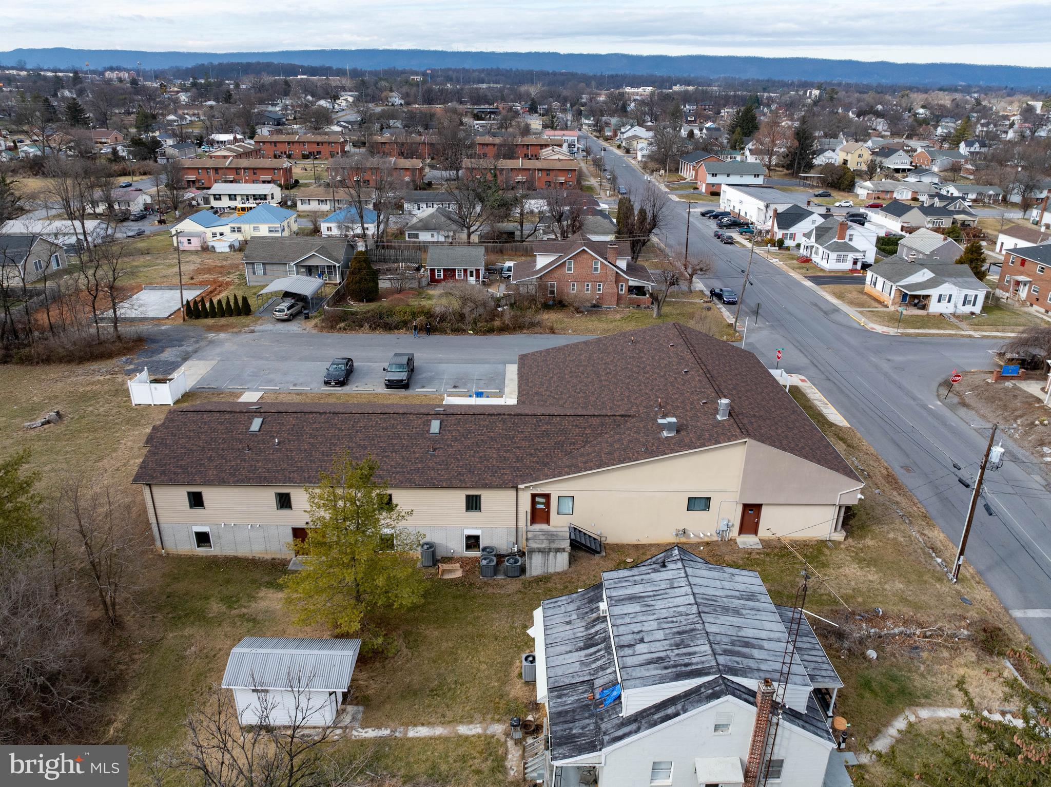 NORBOURNE - Commercial Sale