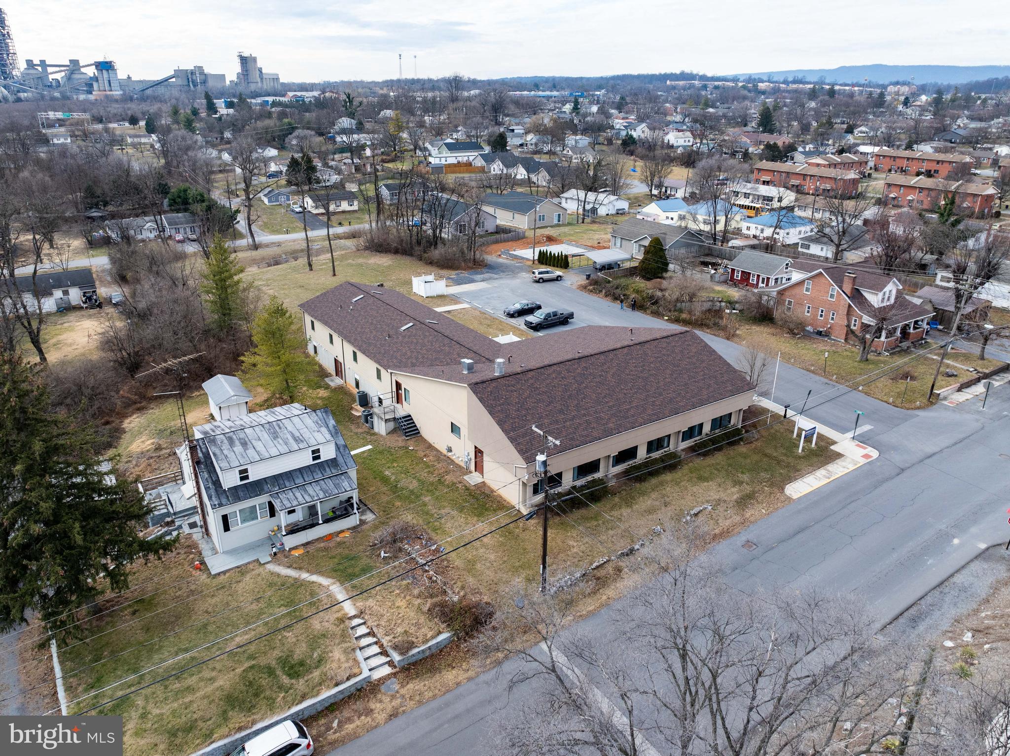 NORBOURNE - Commercial Sale