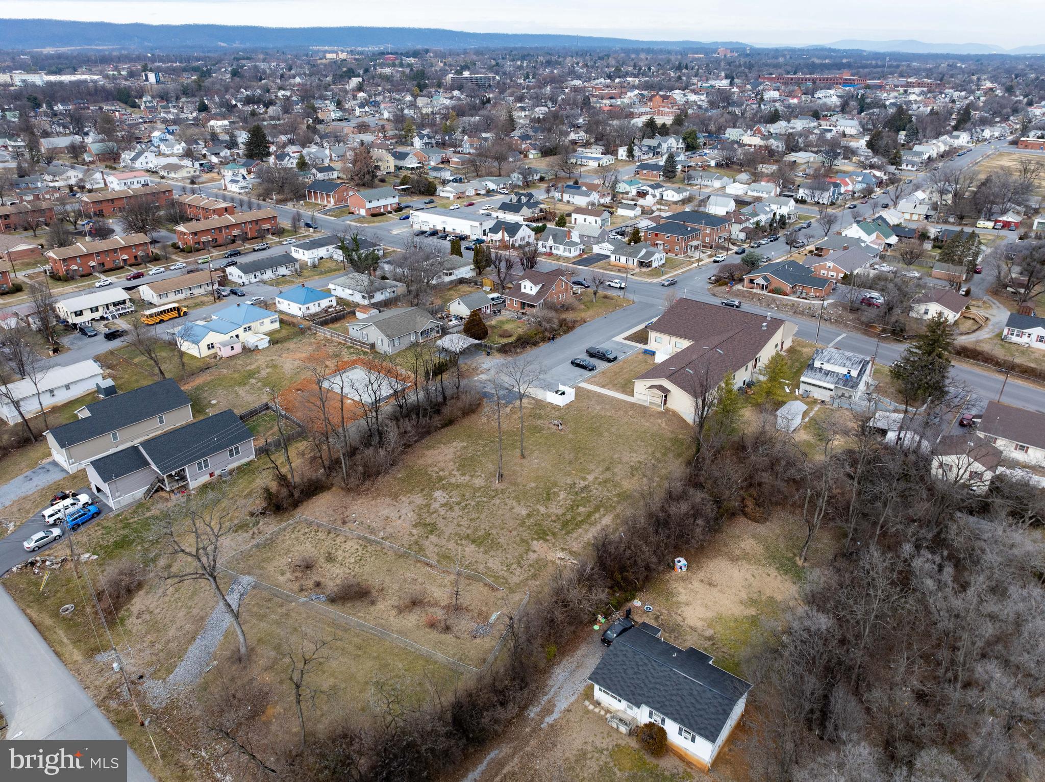 NORBOURNE - Commercial Sale