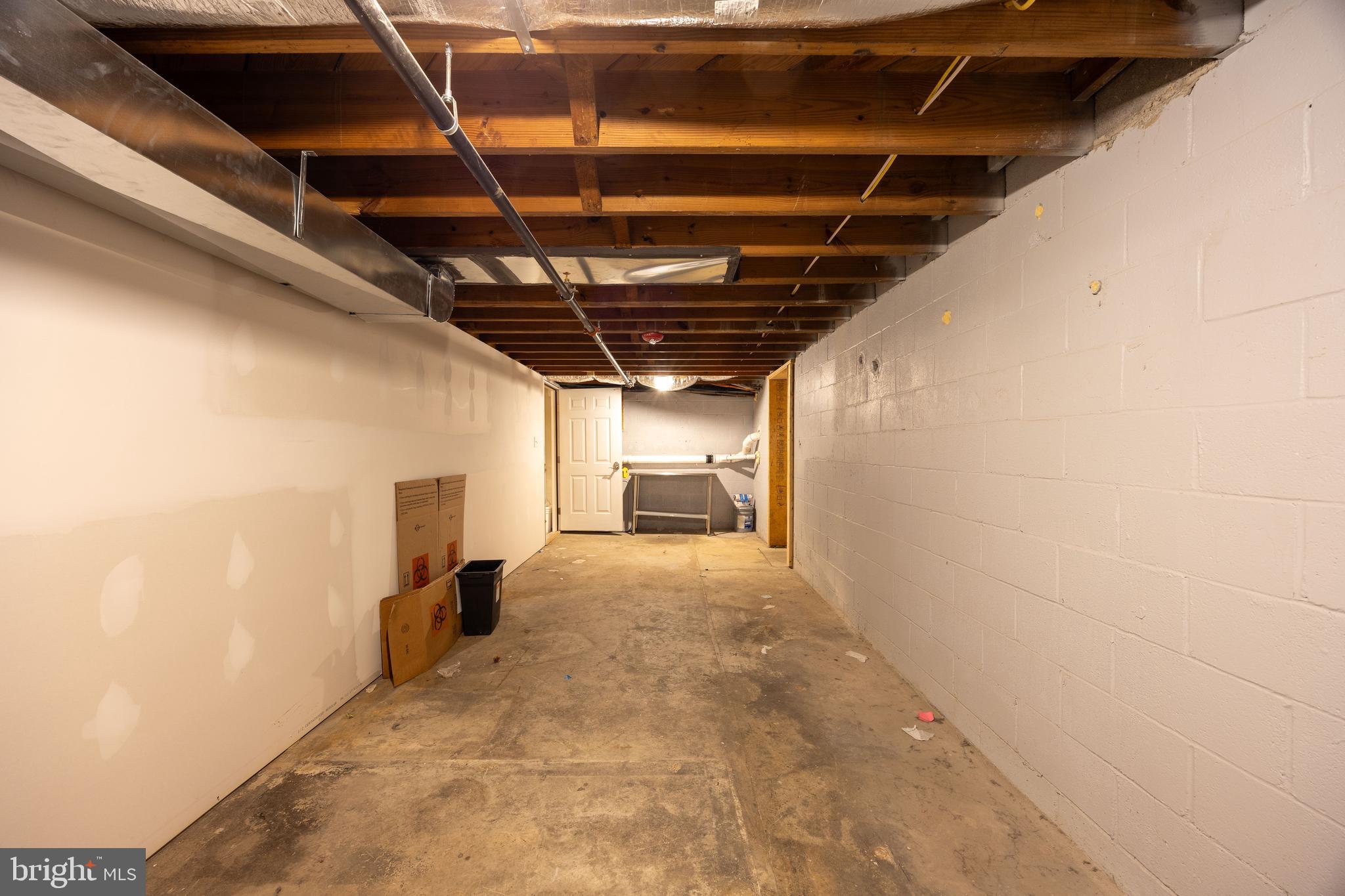 NORBOURNE - Commercial Sale