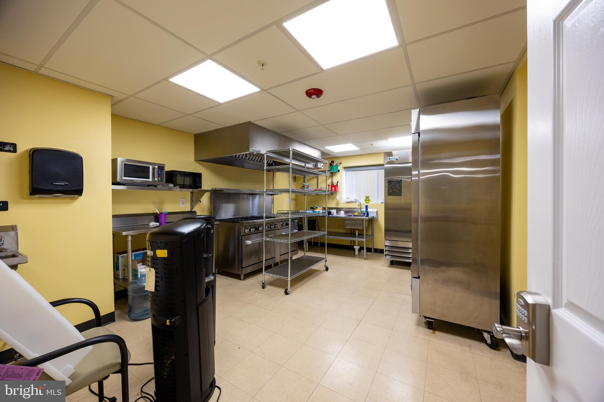 NORBOURNE - Commercial Sale