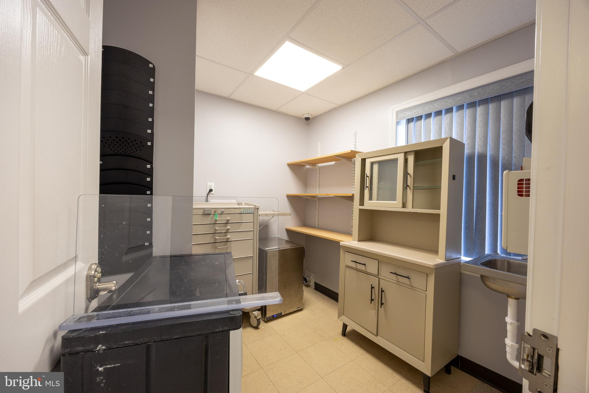 NORBOURNE - Commercial Sale