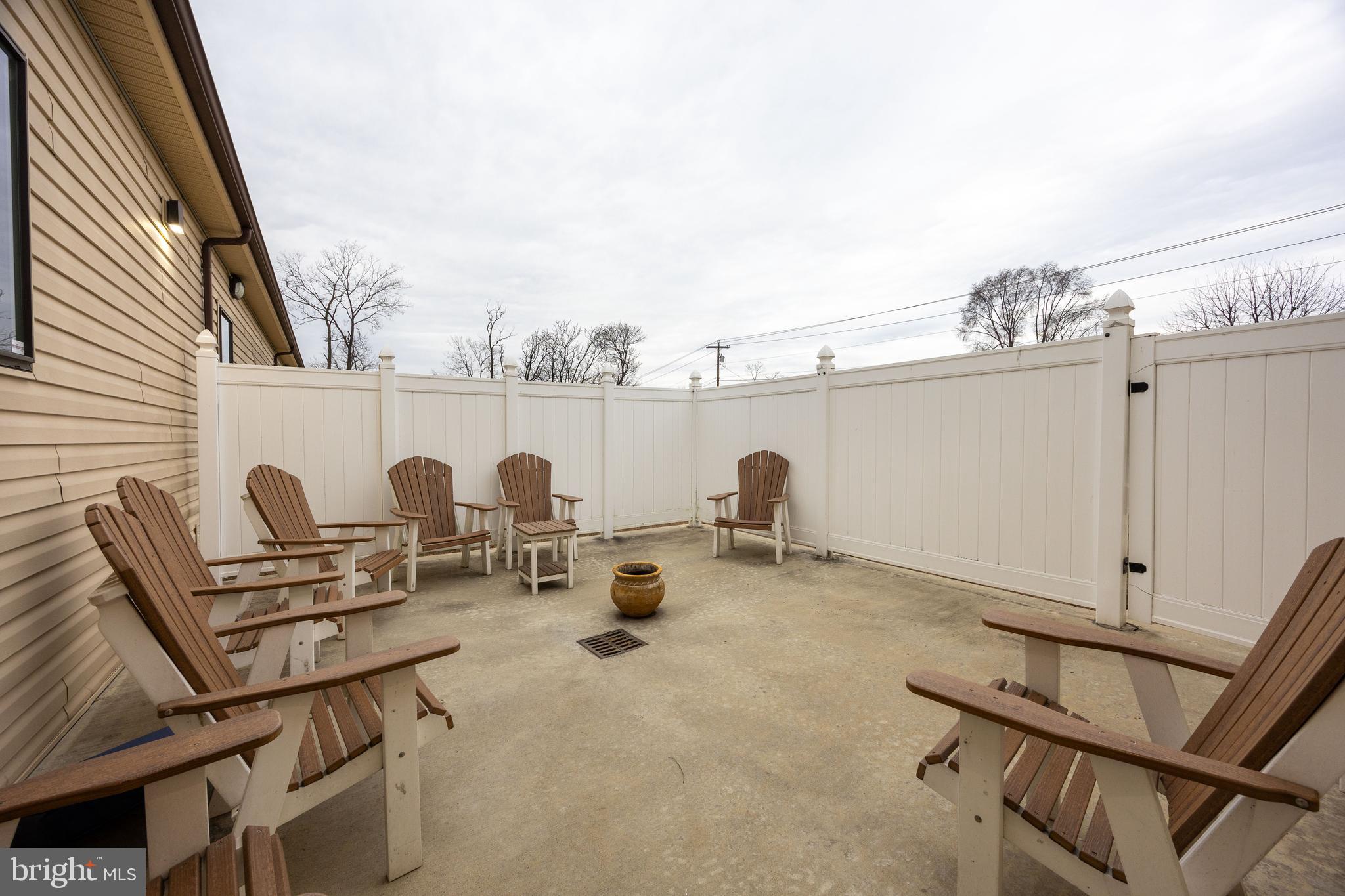 NORBOURNE - Commercial Sale