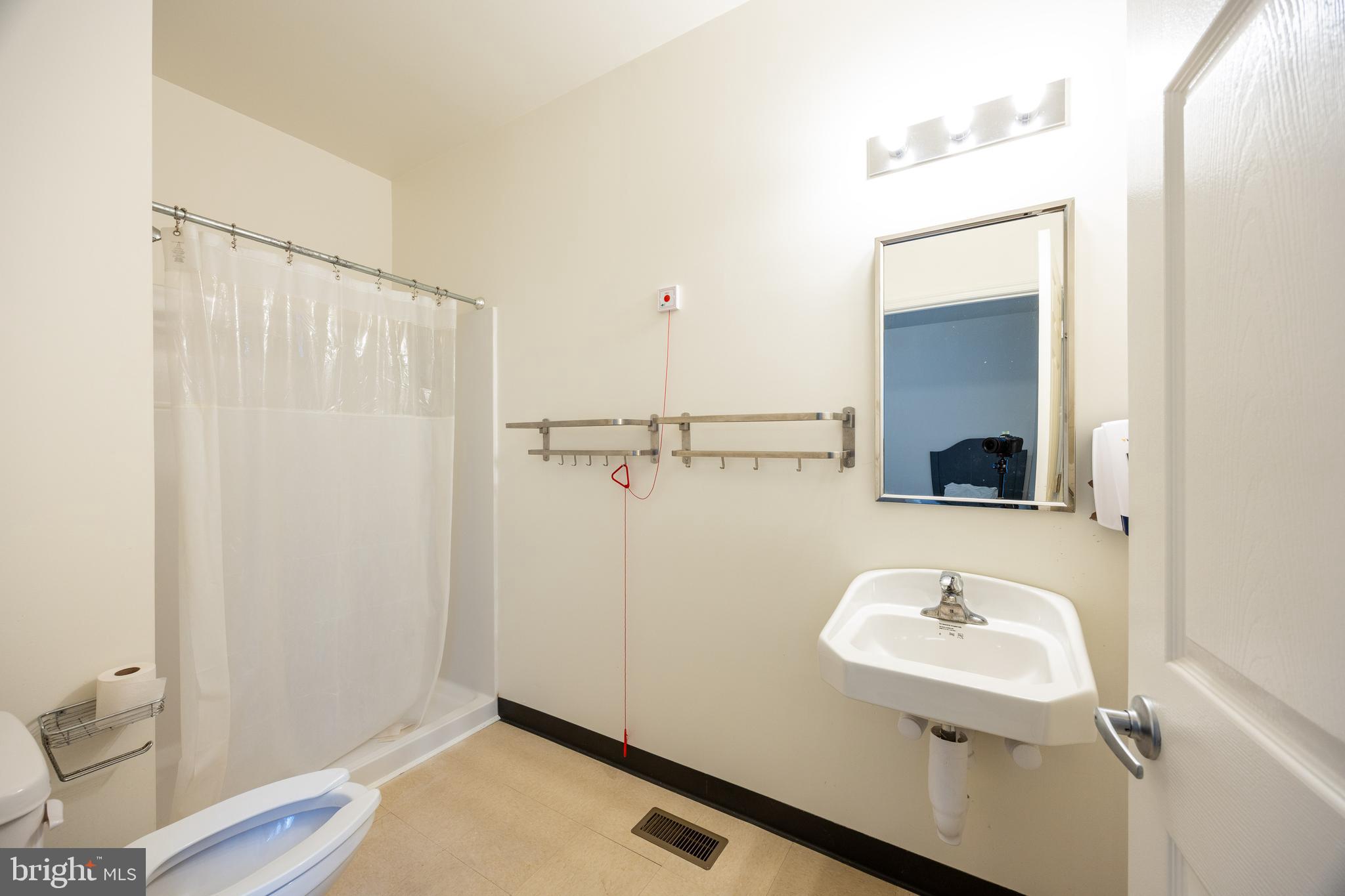 NORBOURNE - Commercial Sale