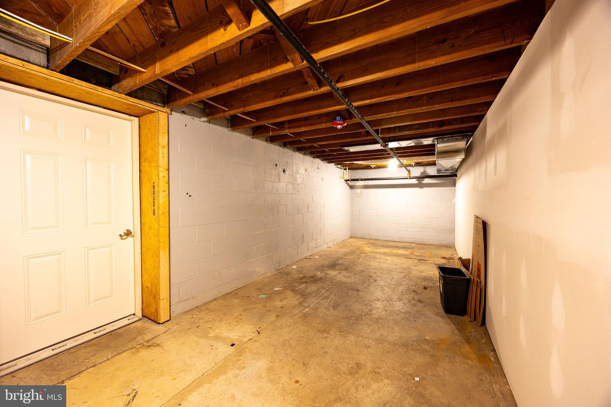 NORBOURNE - Commercial Sale