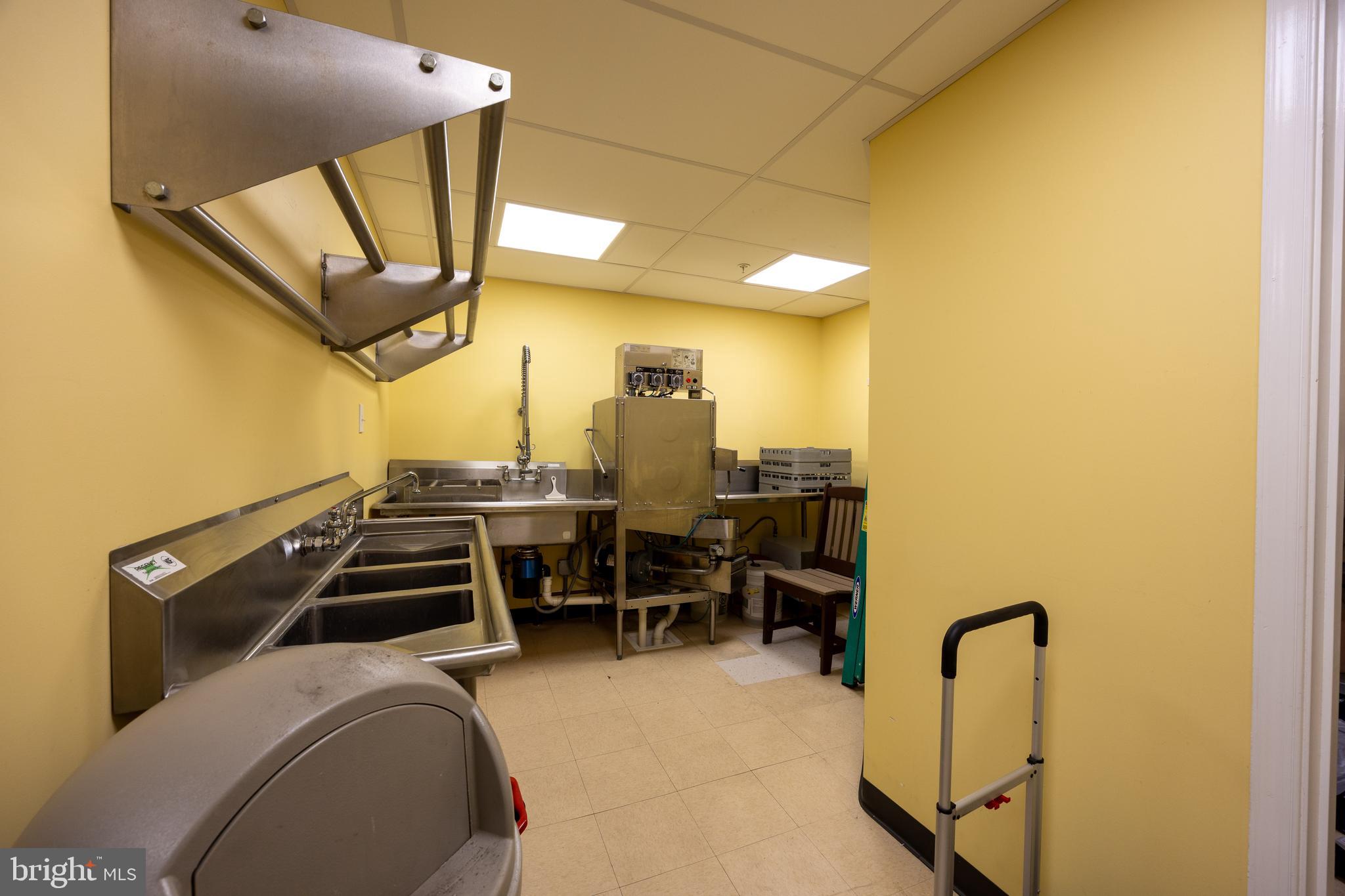 NORBOURNE - Commercial Sale