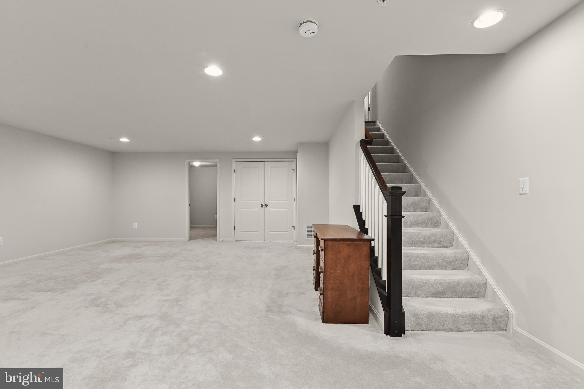 MAPLE LAWN - Residential