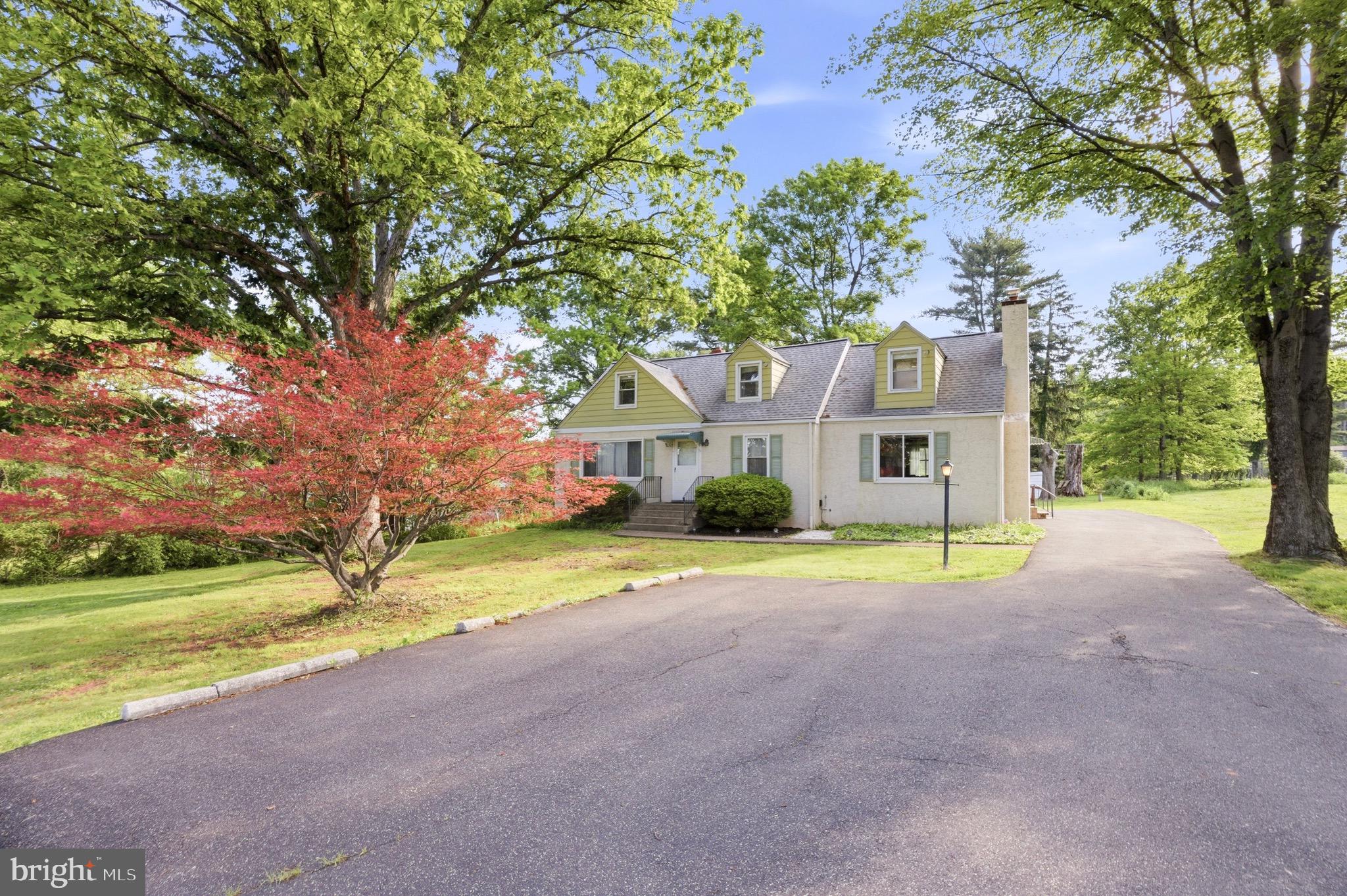 LANSDALE - Residential