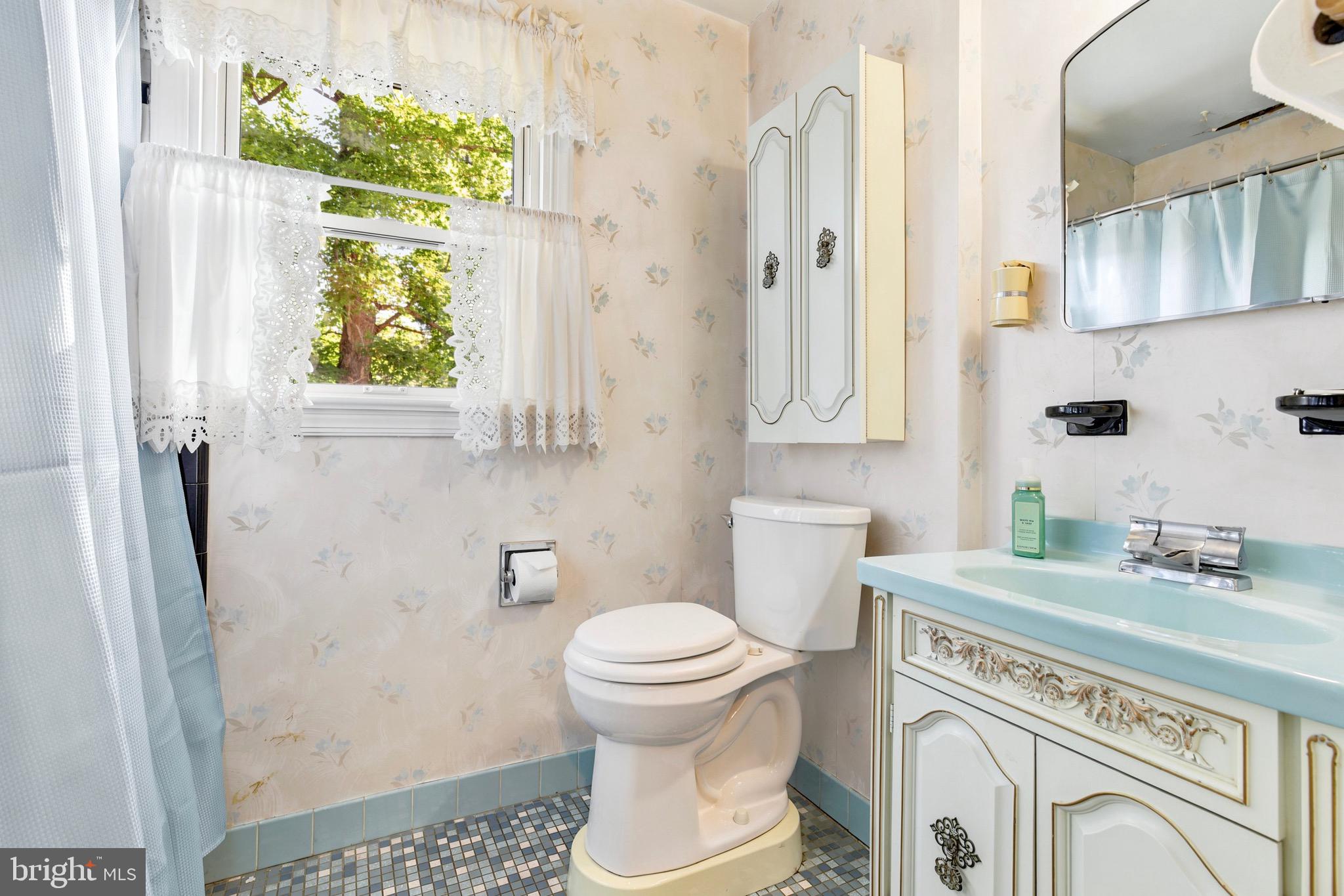 LANSDALE - Residential