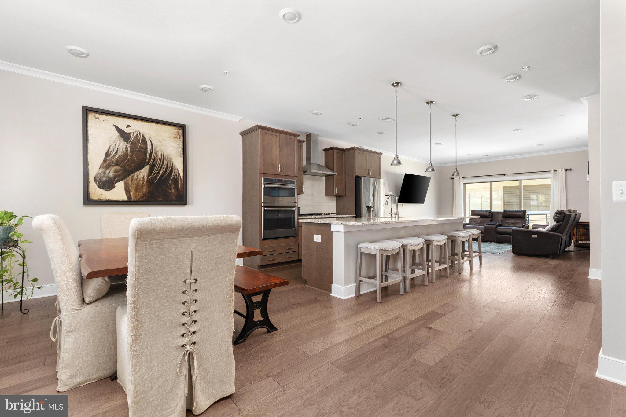 8814 SHADY PINES DRIVE
