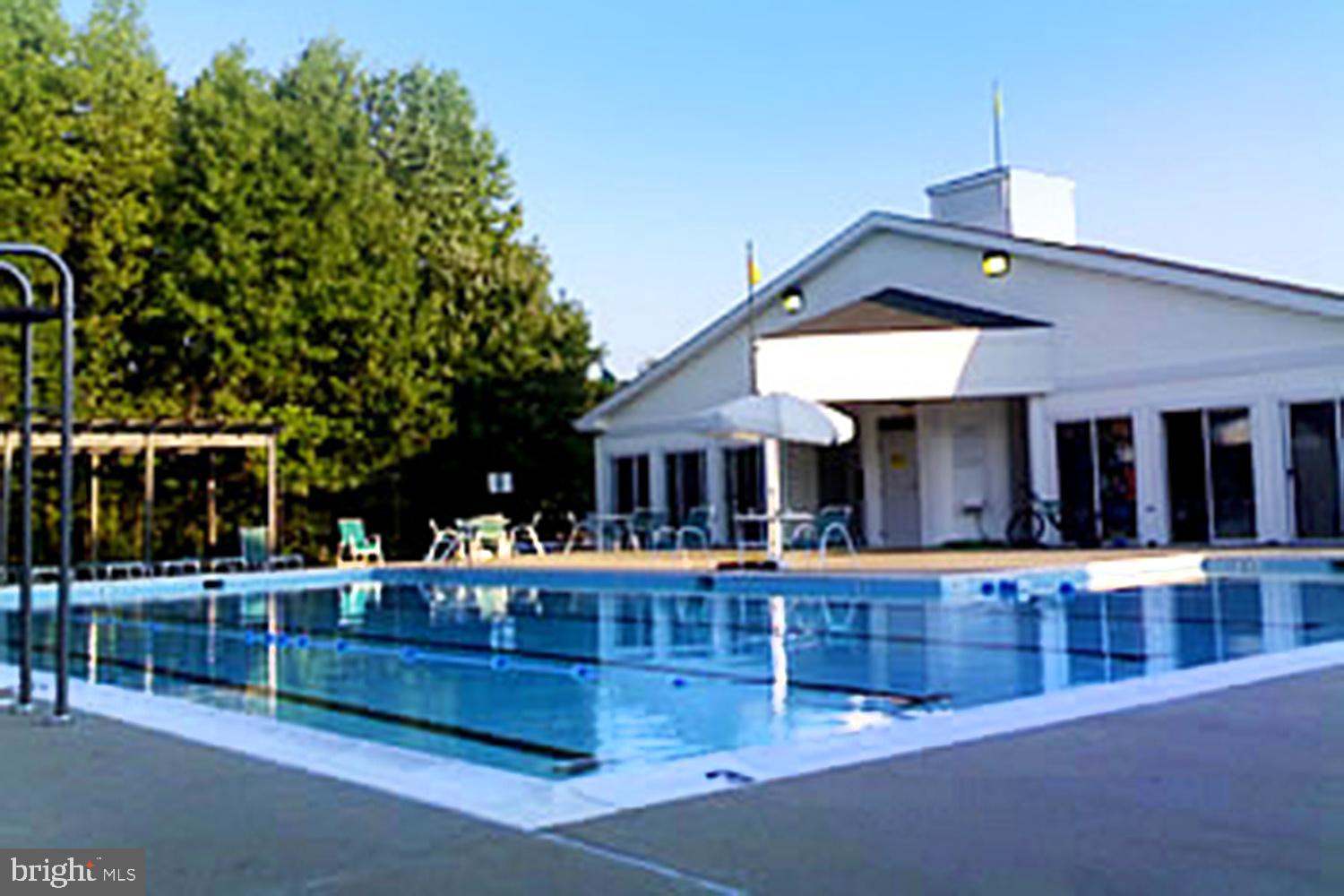 ANNAPOLIS OVERLOOK - Residential