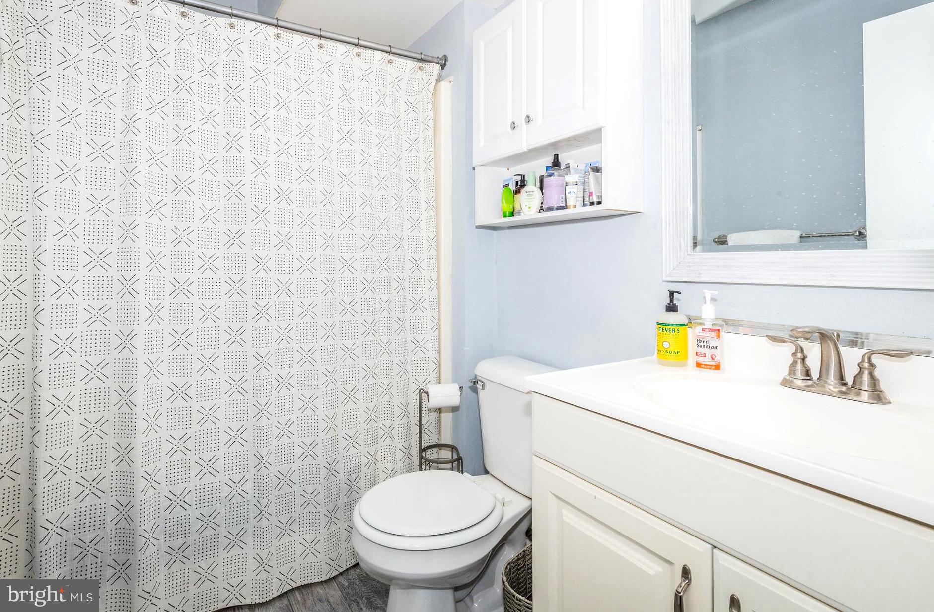 ANNAPOLIS OVERLOOK - Residential