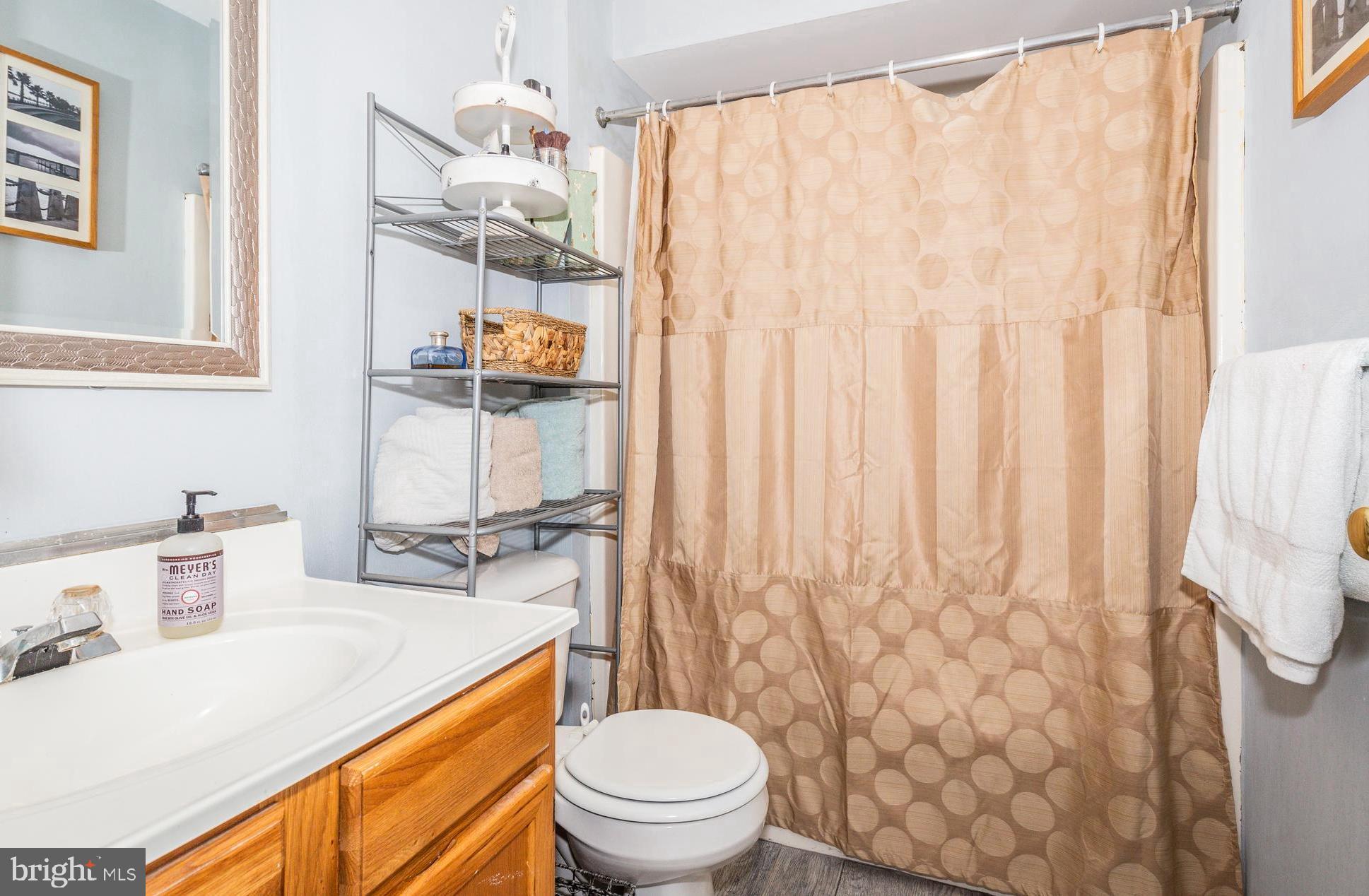 ANNAPOLIS OVERLOOK - Residential