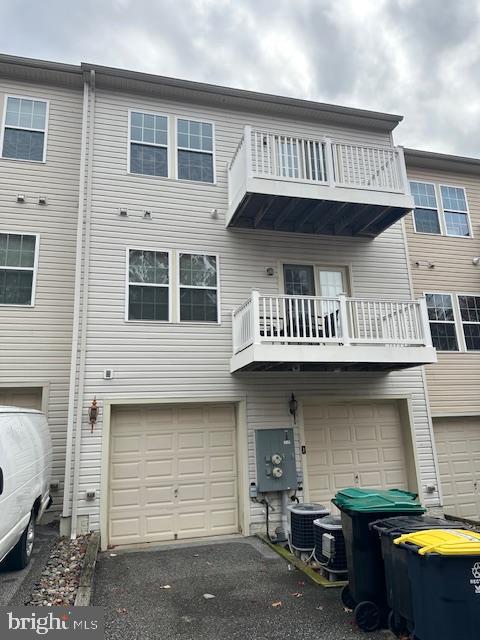 5610 VIRGINIA LANE 24