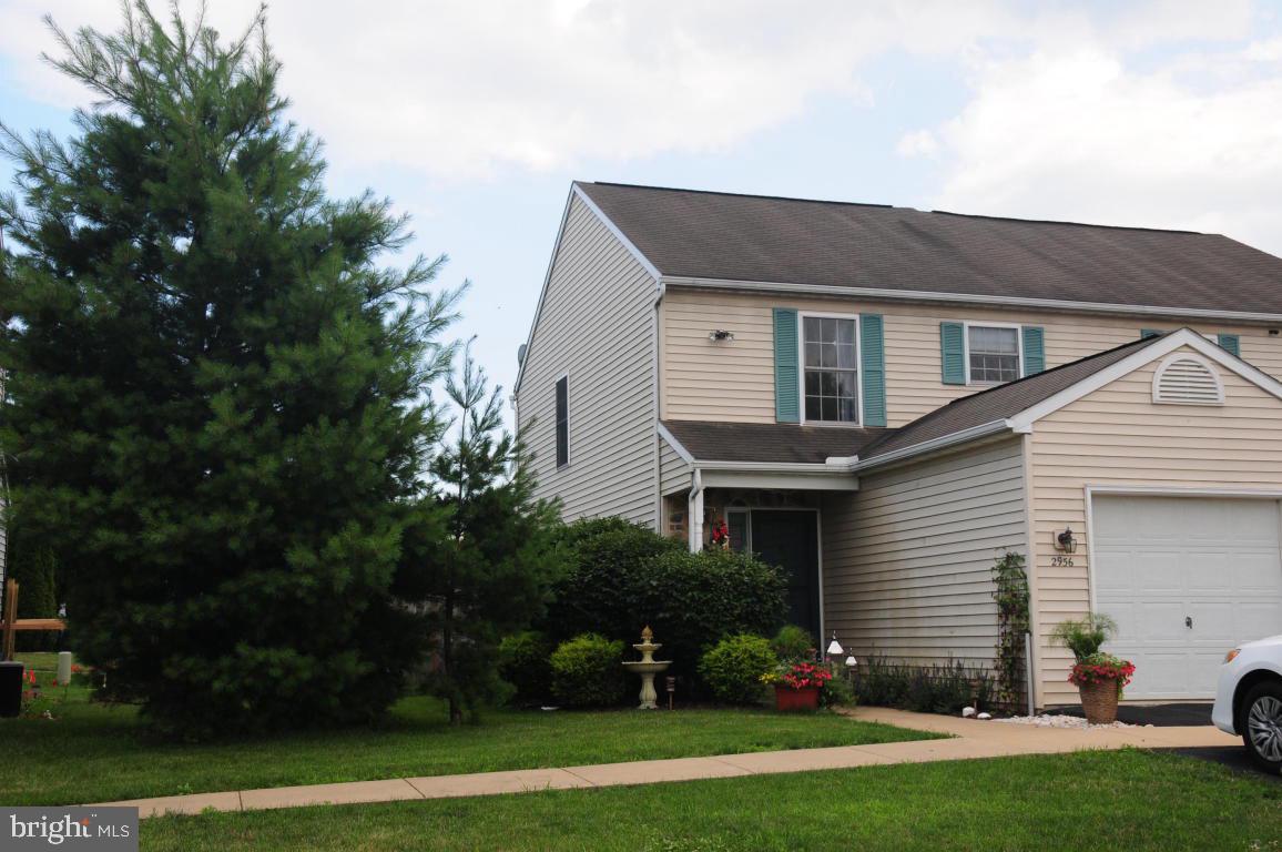 lovely town home with garage. Original model home.Mint condition home.Ready to move into.Nat.gas for heating and cooking. Lovely open floorplan L R with lining area,and eat bar.Large rooms.Vaulted ceiling in Master bedroomCozy screened porch overlooking the private, fenced yard.Great location in ManheimTownship , close to restaurants, shopping, cinema and health services. Ceiling fans in bedrooms .Fresh paint and hardwood floors on first floor. Recent remodel of finished basement.Full basement with superior walls,recently finished. Development offers mowing and snow removal of common areas. http://www.LancasterOpenHouses.com/