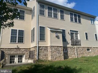 BRAMBLETON LANDBAY 2 - Residential Lease