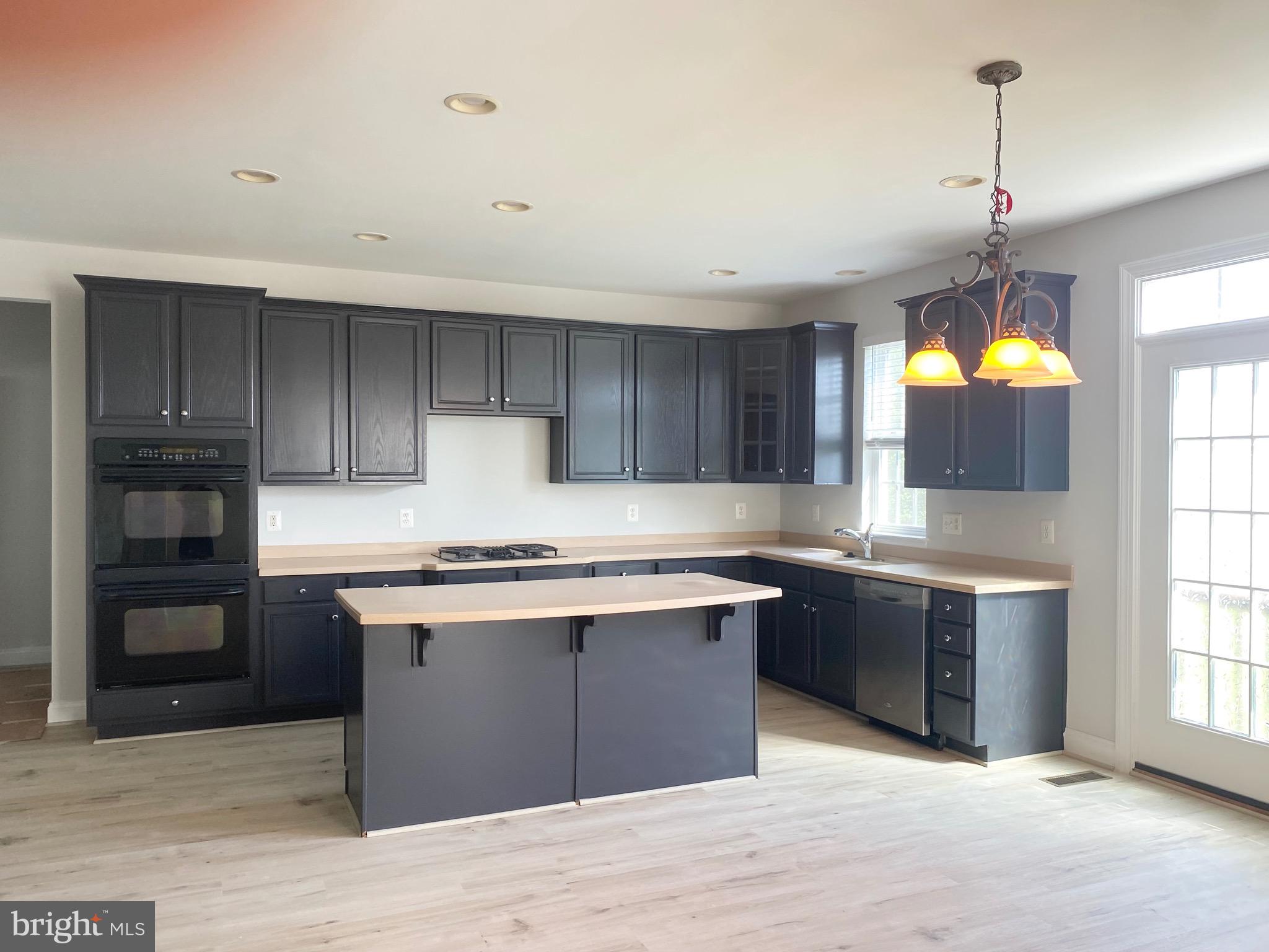 BRAMBLETON LANDBAY 2 - Residential Lease