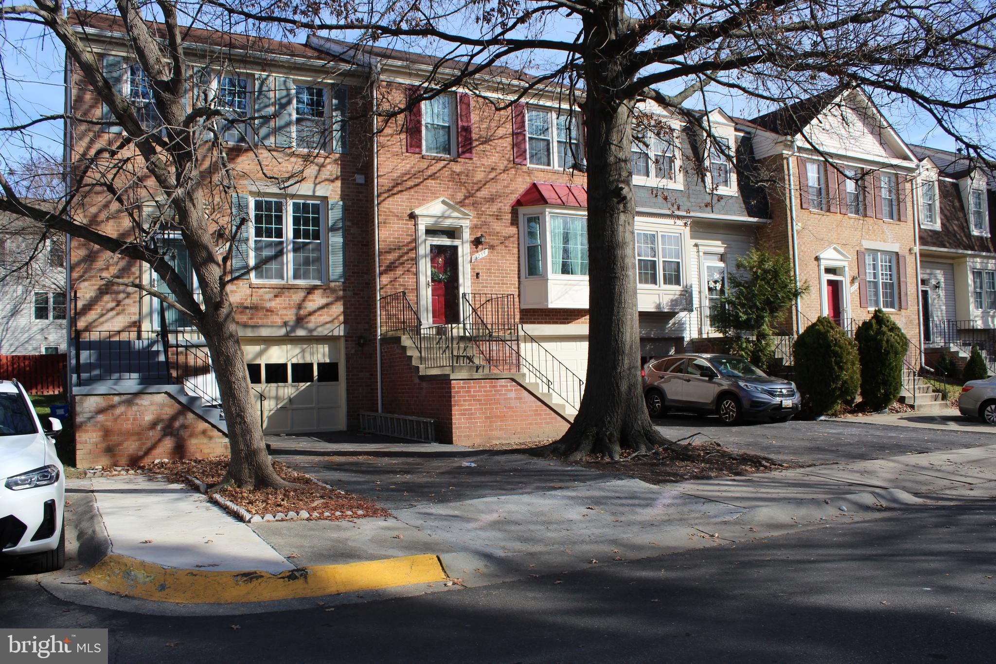 TANGLEWOOD - Residential Lease