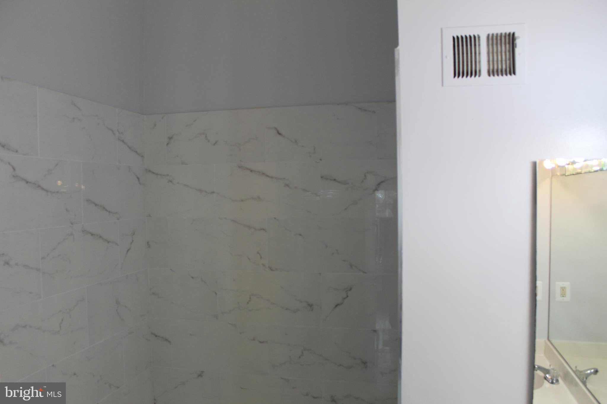 TANGLEWOOD - Residential Lease