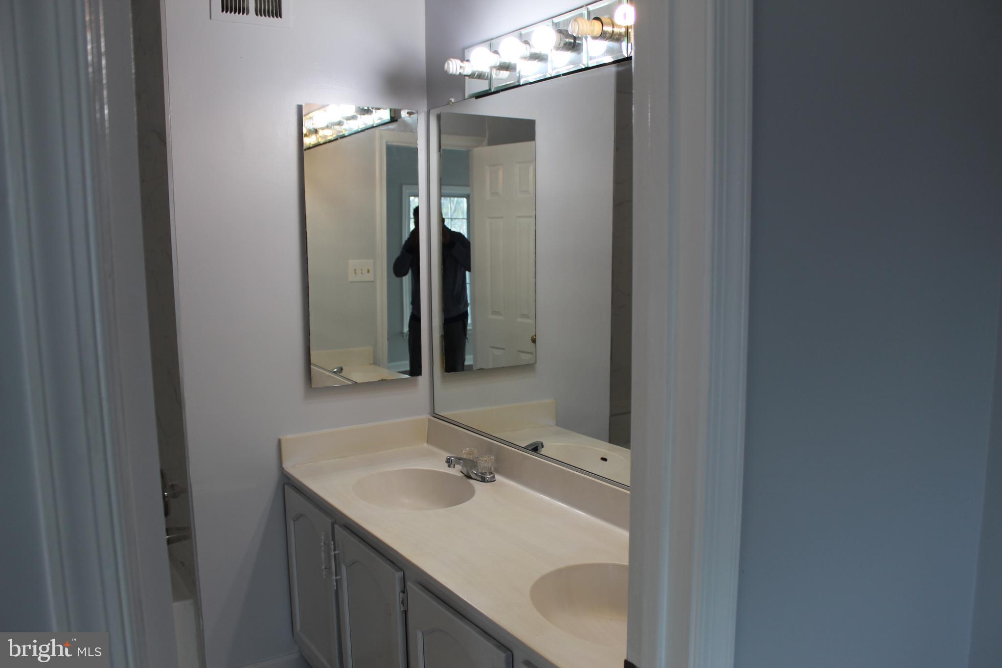 TANGLEWOOD - Residential Lease