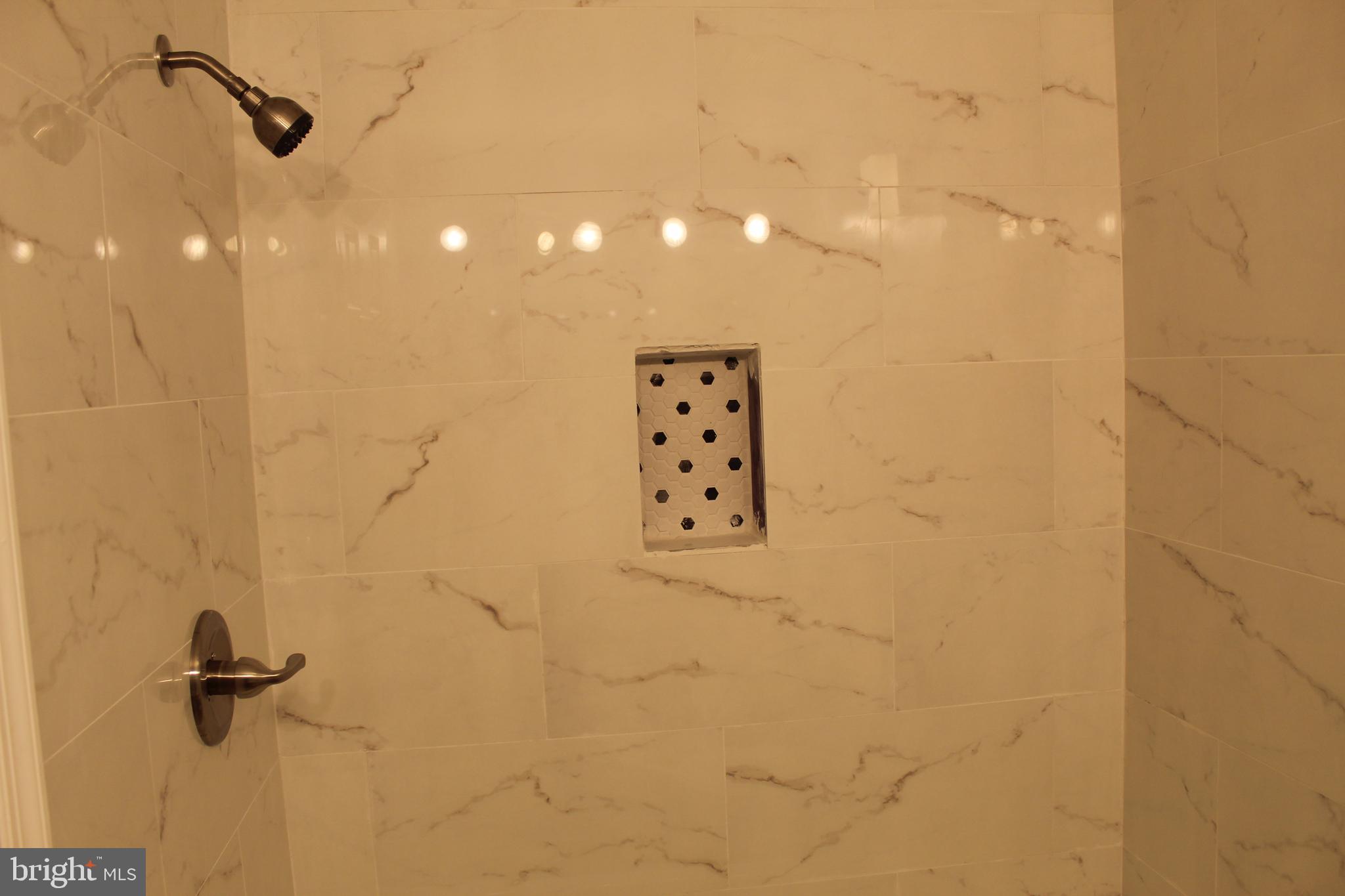 TANGLEWOOD - Residential Lease