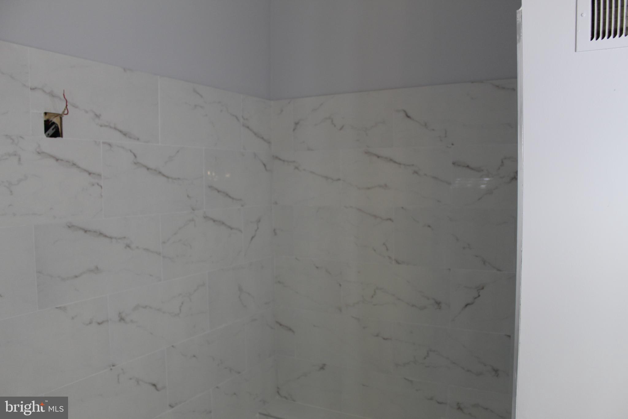 TANGLEWOOD - Residential Lease