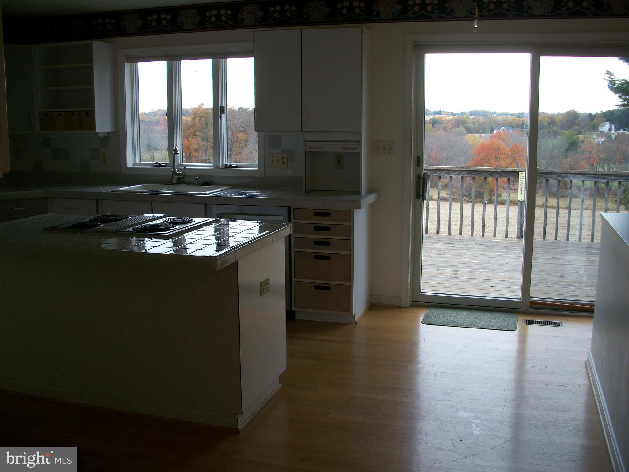 FOREST HILL - Residential Lease