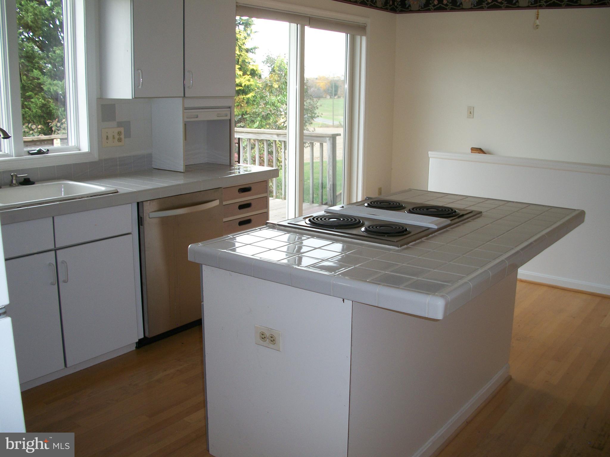 FOREST HILL - Residential Lease