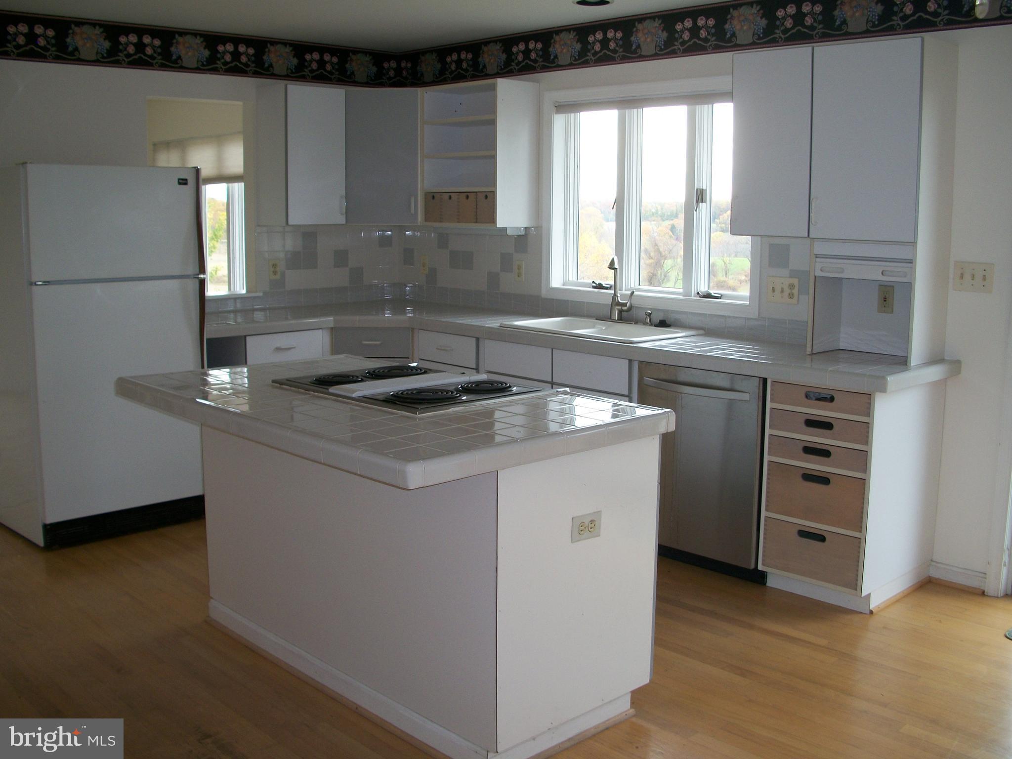 FOREST HILL - Residential Lease