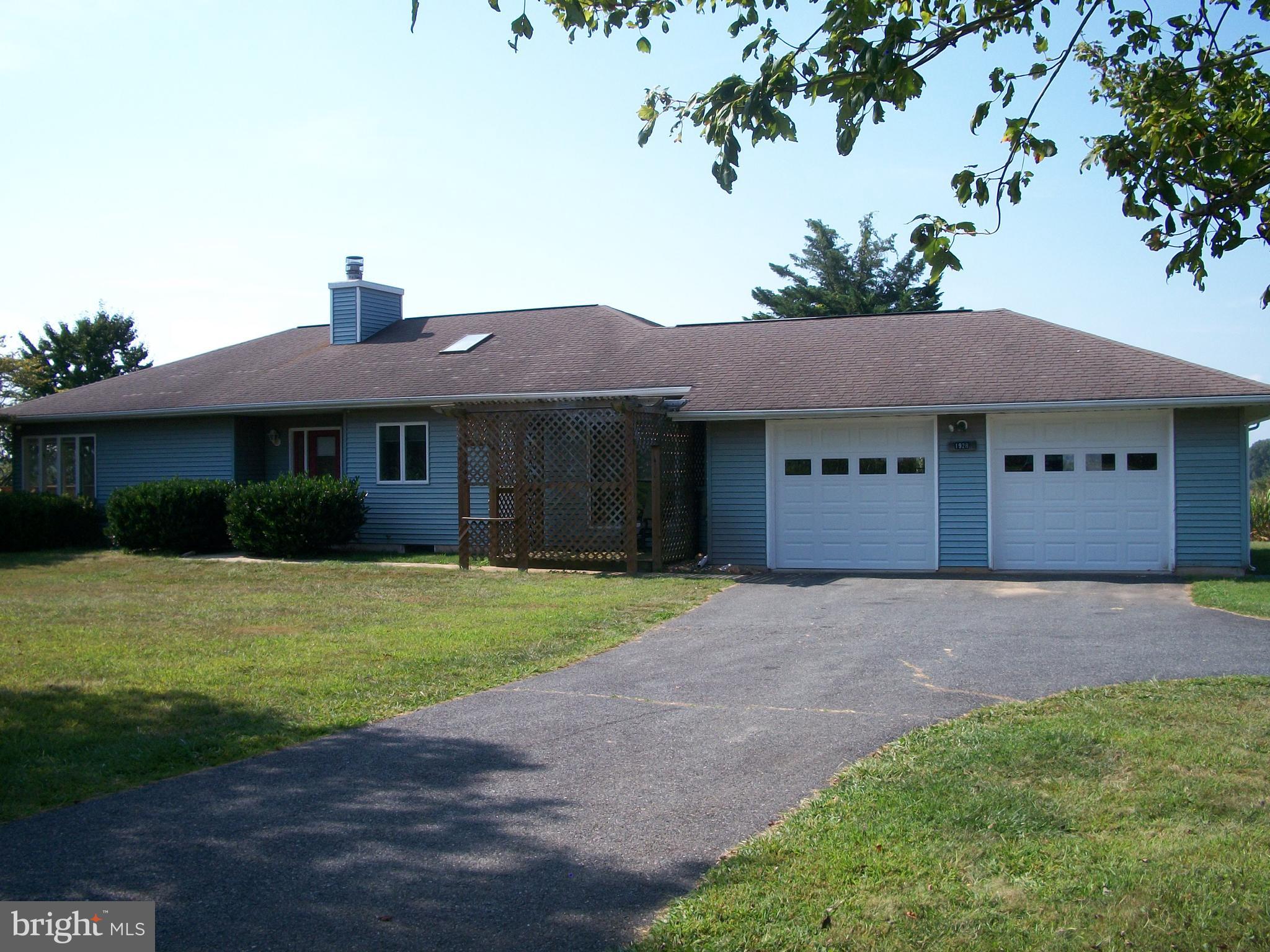 FOREST HILL - Residential Lease