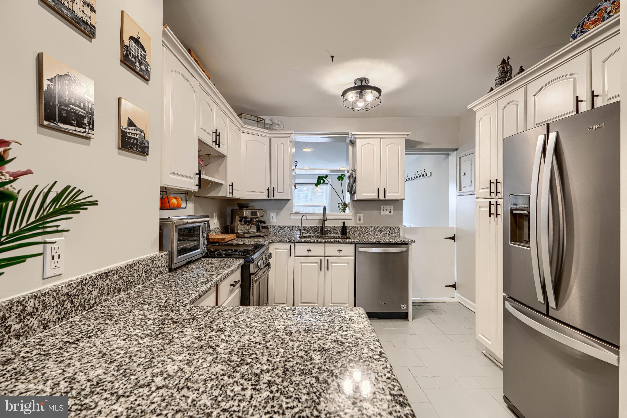 RIVERSIDE - Residential