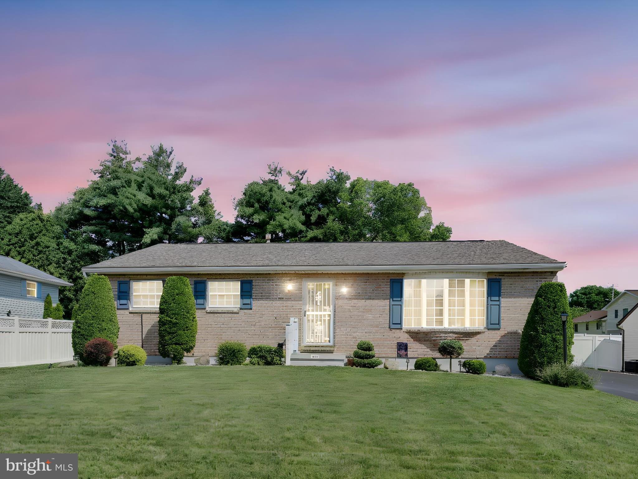 809 WHITNER ROAD