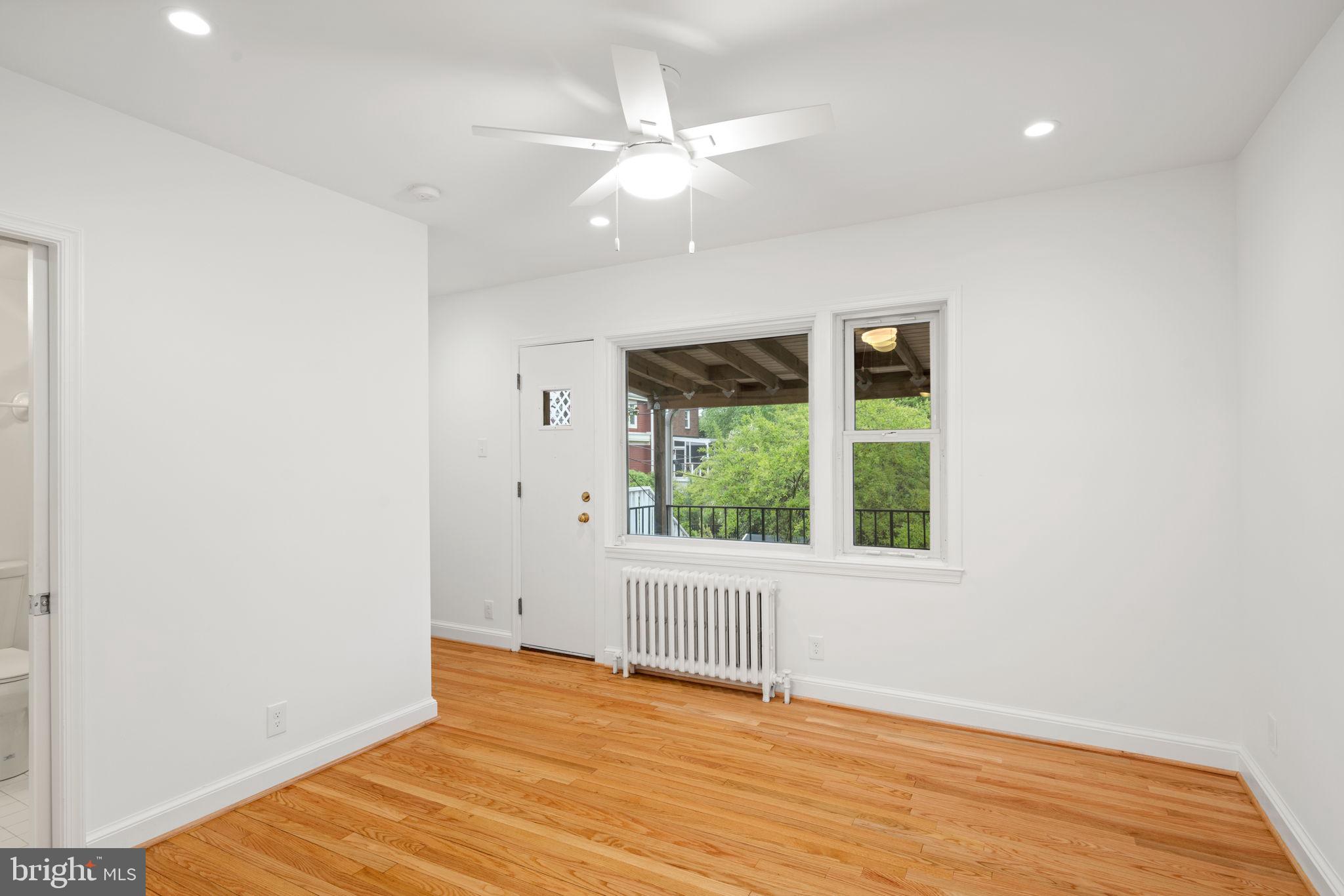 ROSEMONT - Residential Lease