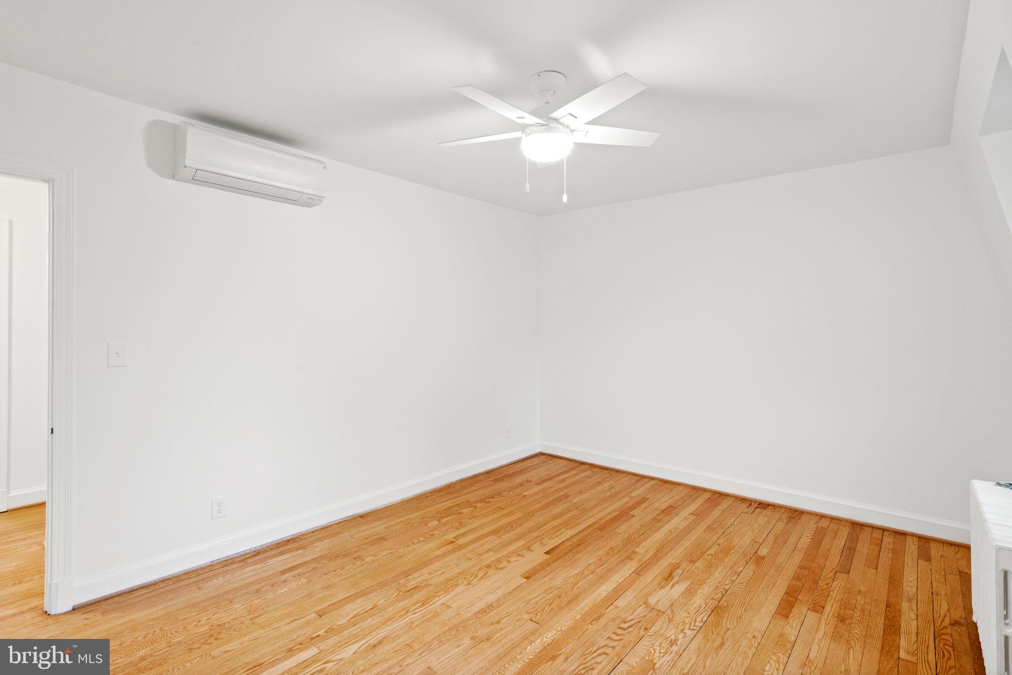 ROSEMONT - Residential Lease