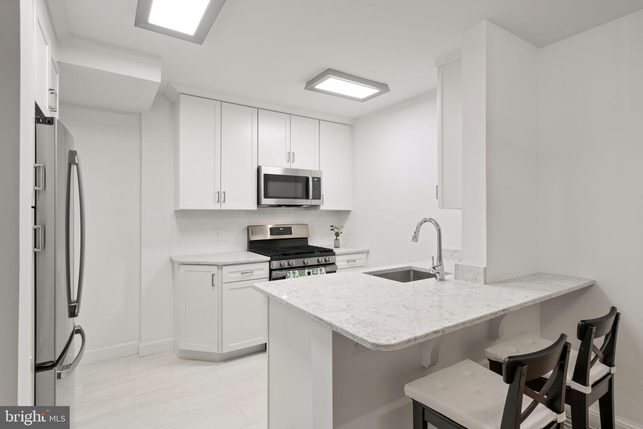 ROSEMONT - Residential Lease