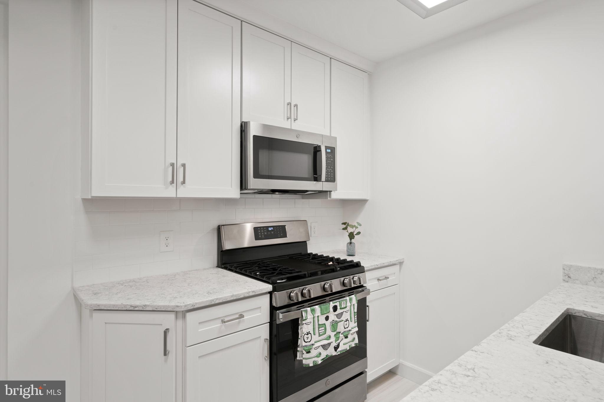 ROSEMONT - Residential Lease