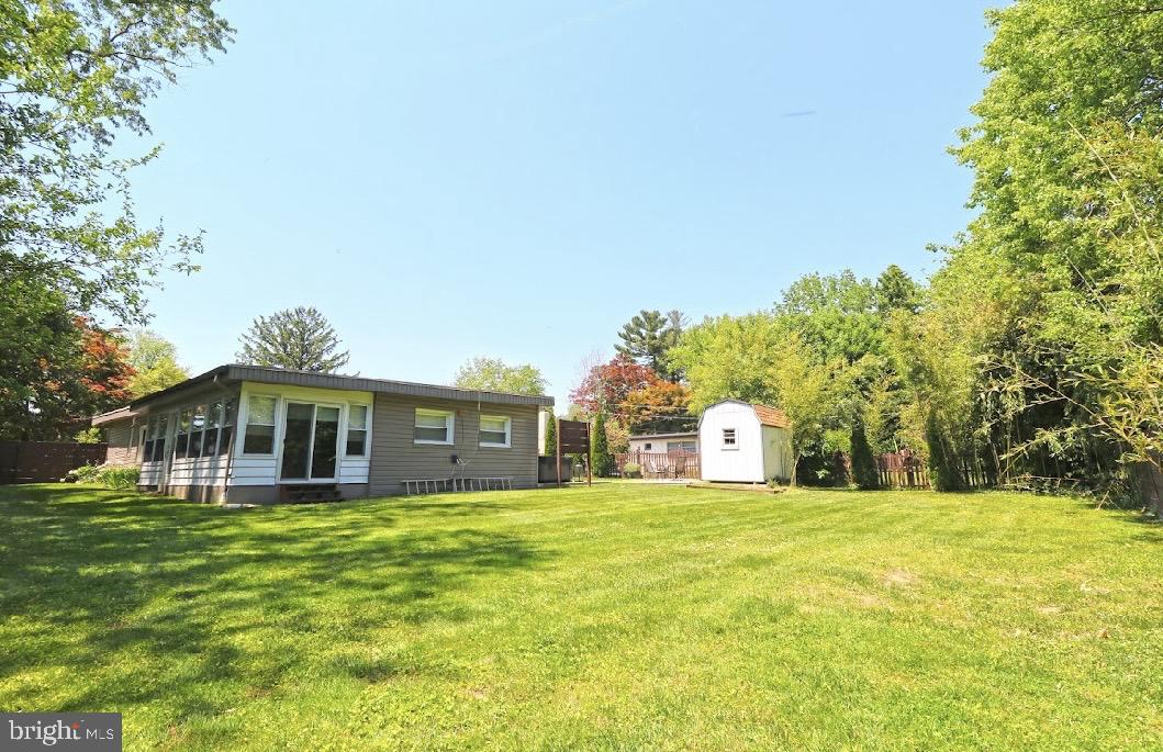 ROSE TREE WOODS - Residential