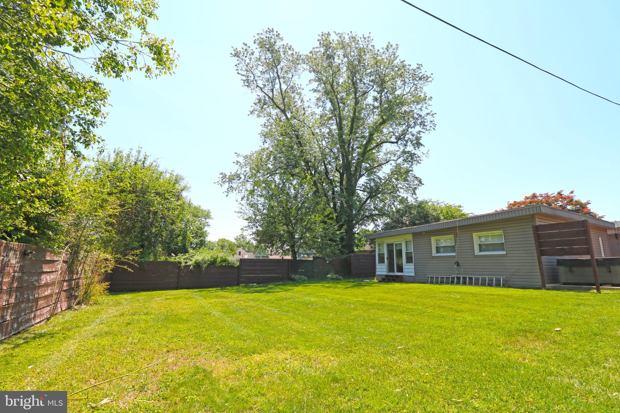 ROSE TREE WOODS - Residential