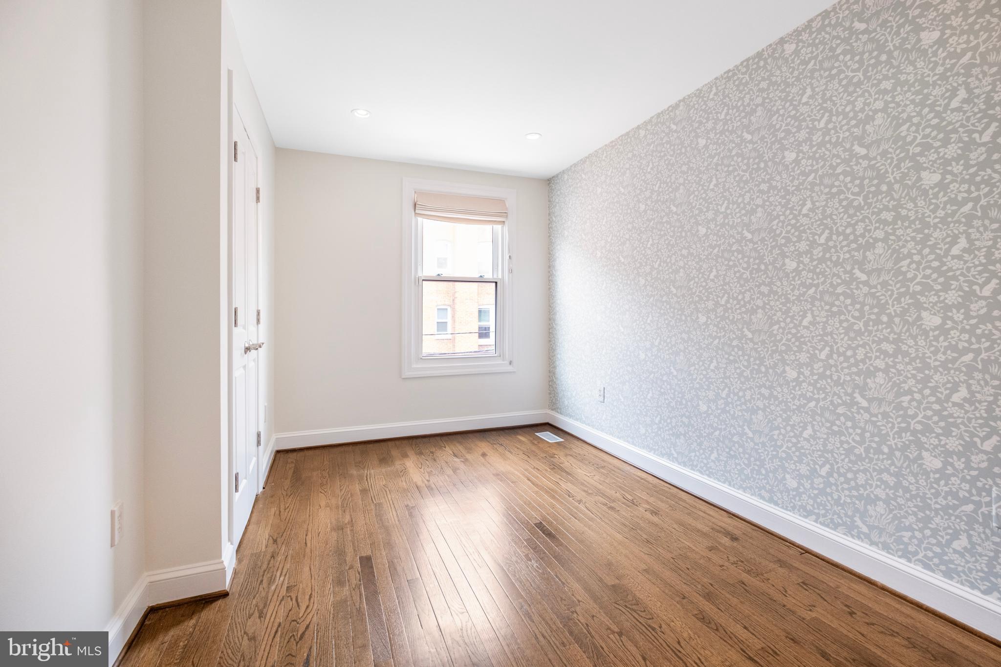 LOGAN CIRCLE - Residential Lease