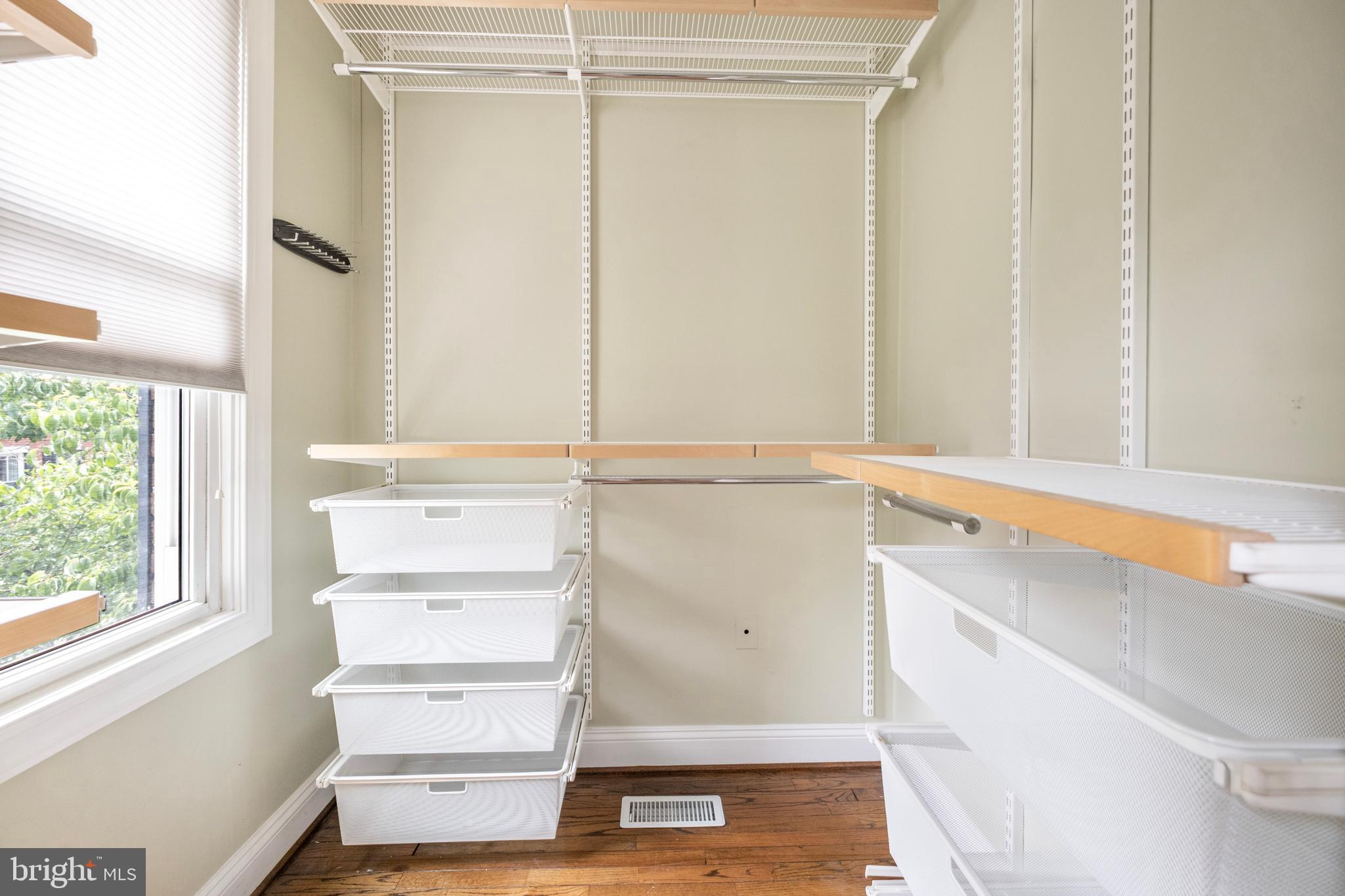 LOGAN CIRCLE - Residential Lease