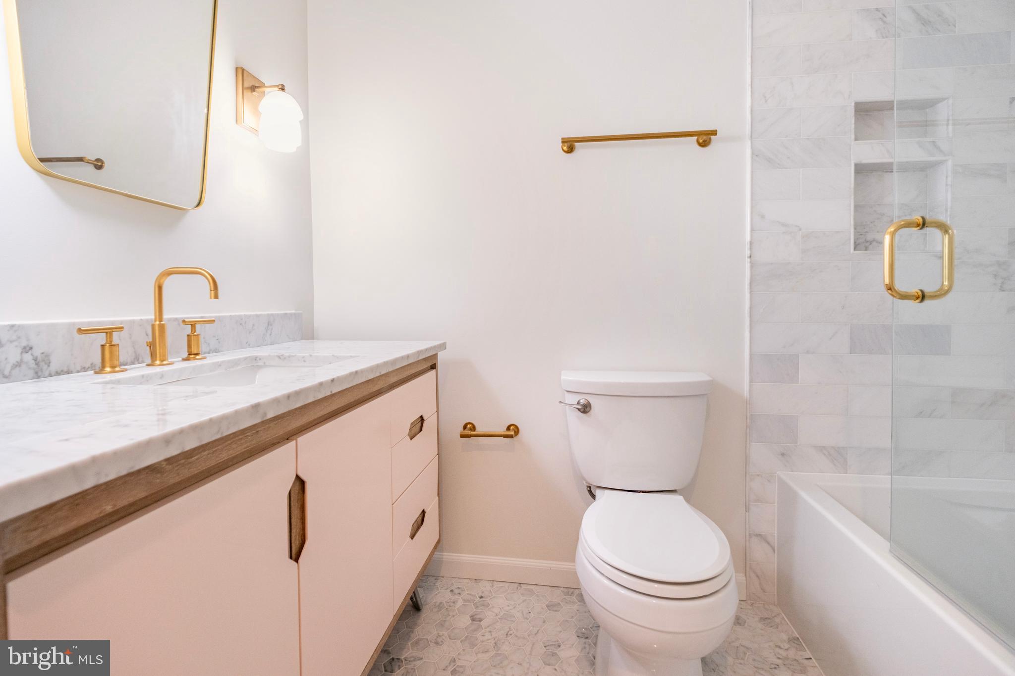 LOGAN CIRCLE - Residential Lease